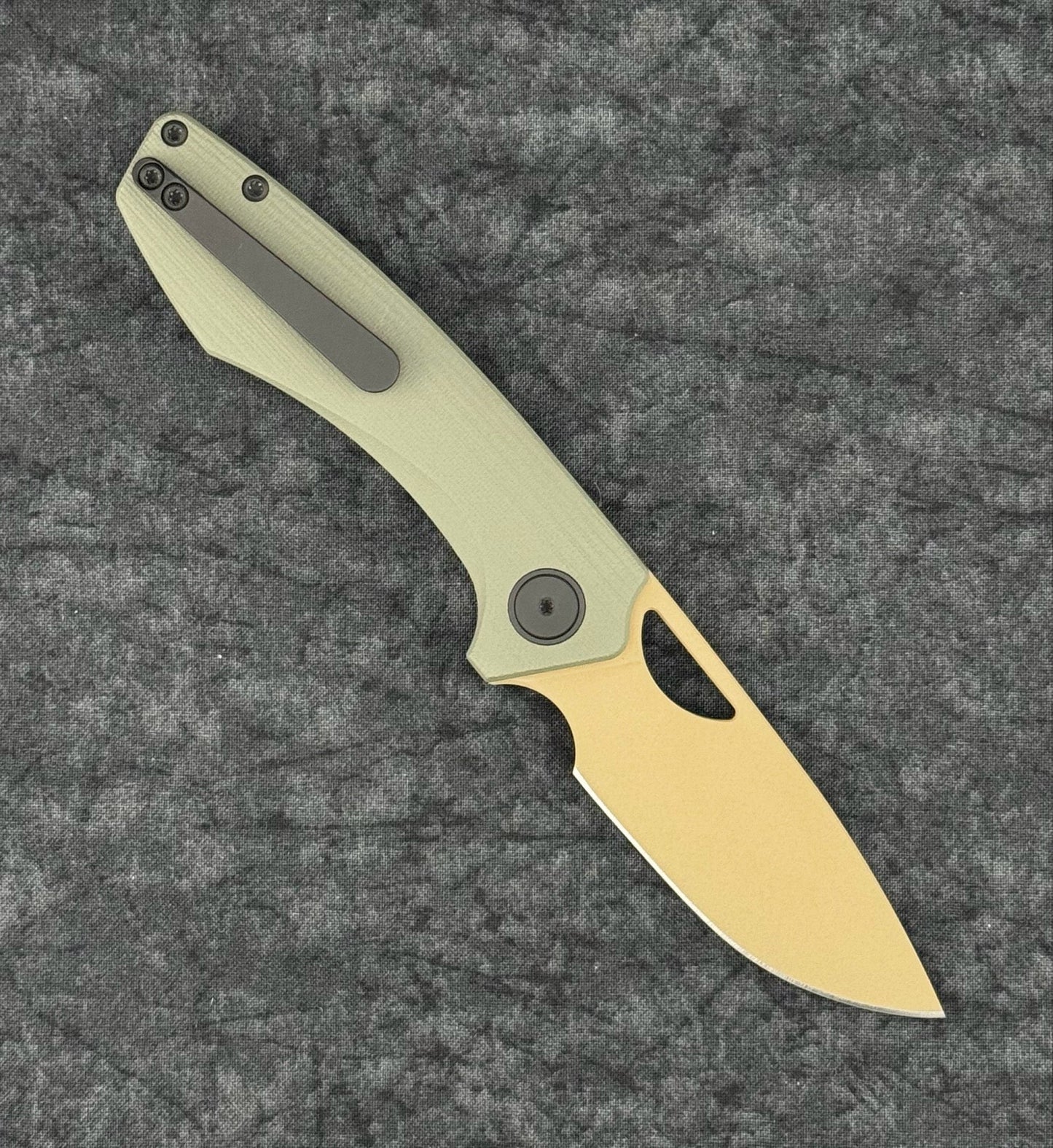 Gecko Customz Sikorae Lite – MagnaCut Liner Lock (REC Colorway Non Flipper)