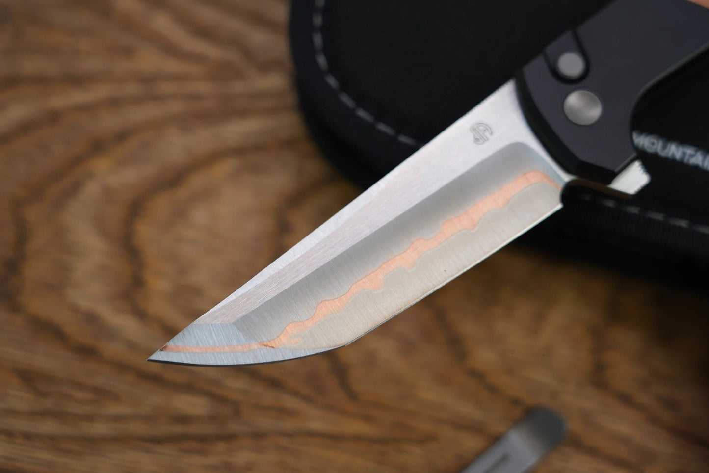 North Mountain Blade Chop 2 2407-CUHM-5 detail view 7 – forged copper SLD-Magic tanto folding knife