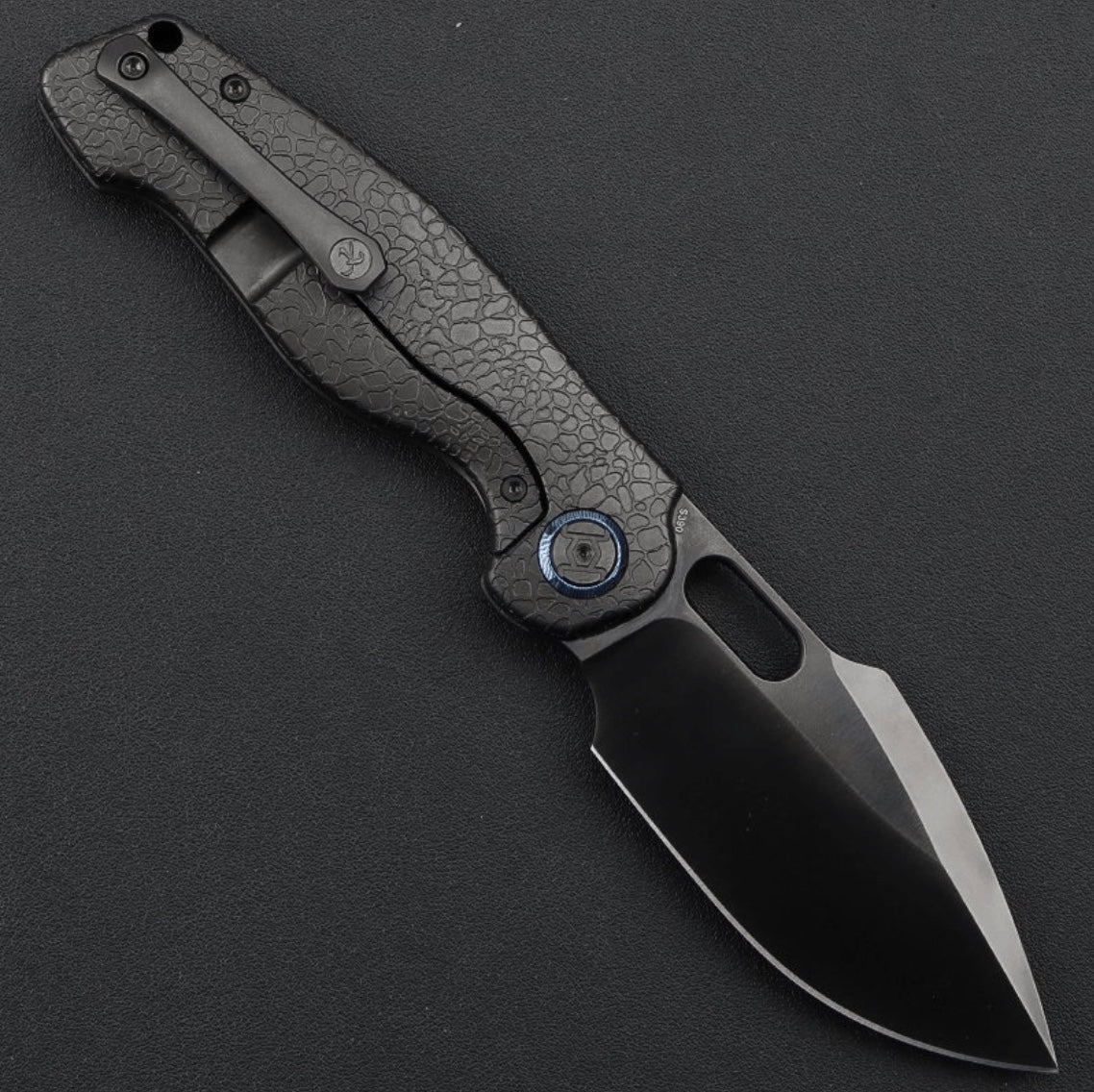 Kunwu Gringo K712T-4, 3.66″ DLC S390 Blade, Honeydew Titanium, Verta Lock, view 2