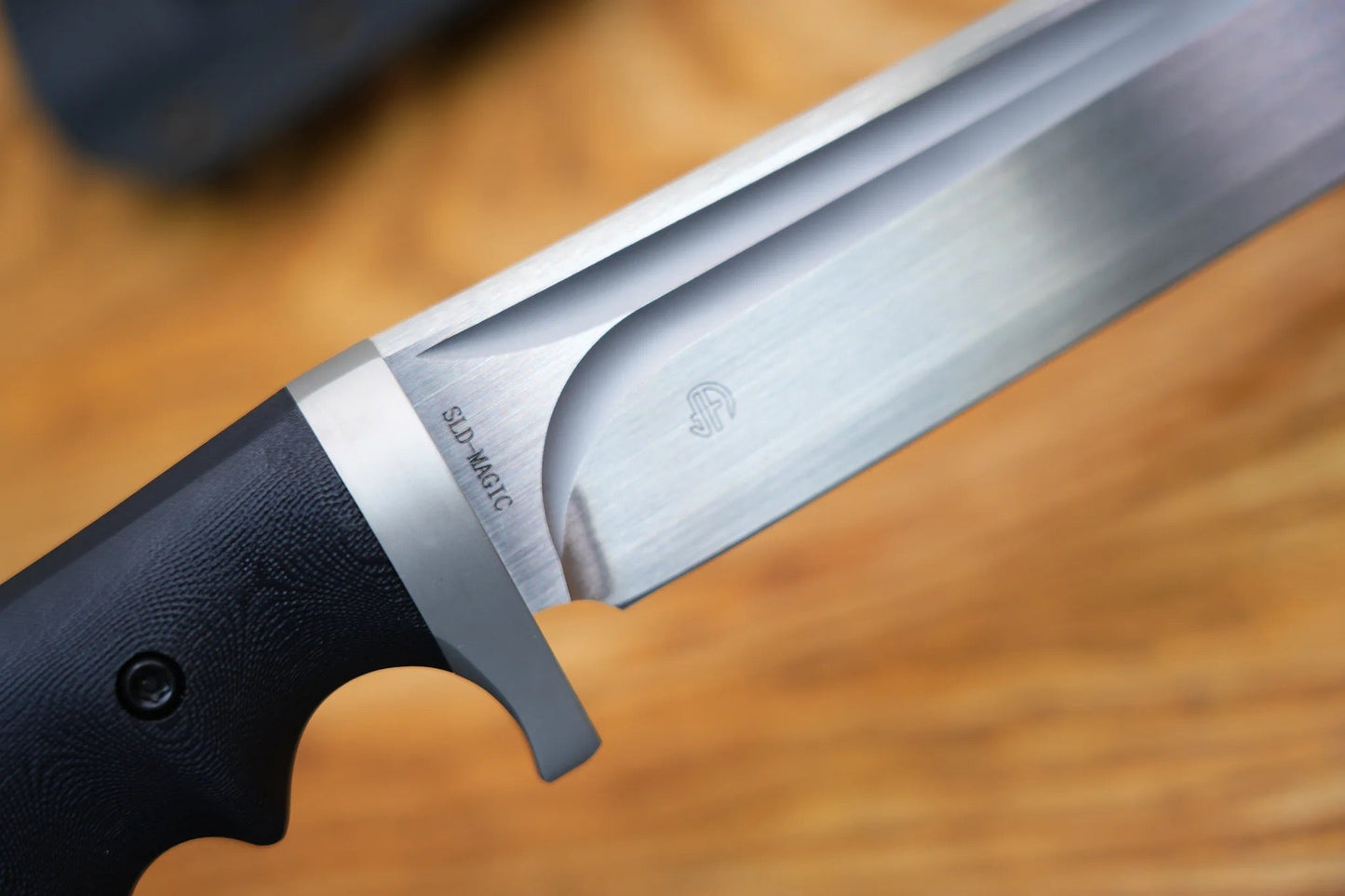 North Mountain Blade LOYALTY-WAKIZASHI detail view 3 fixed blade knife