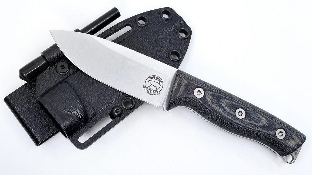 White River Ursus Cub WRUR35-BNA with Kydex sheath and ferro rod