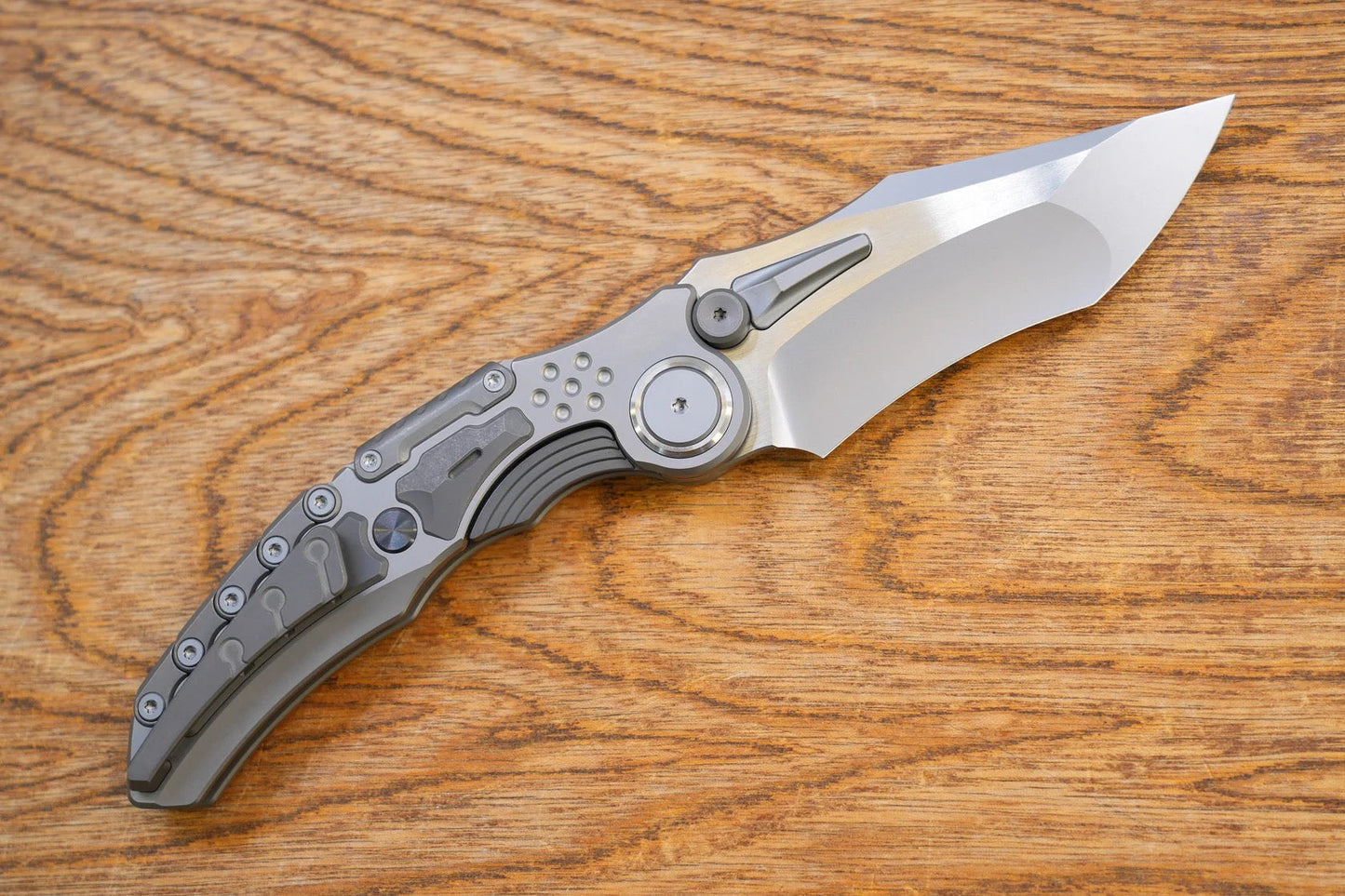 MaxAce Titans-II AM07-1-A 3.85in Magnacut Blade Sand Blasted Handle