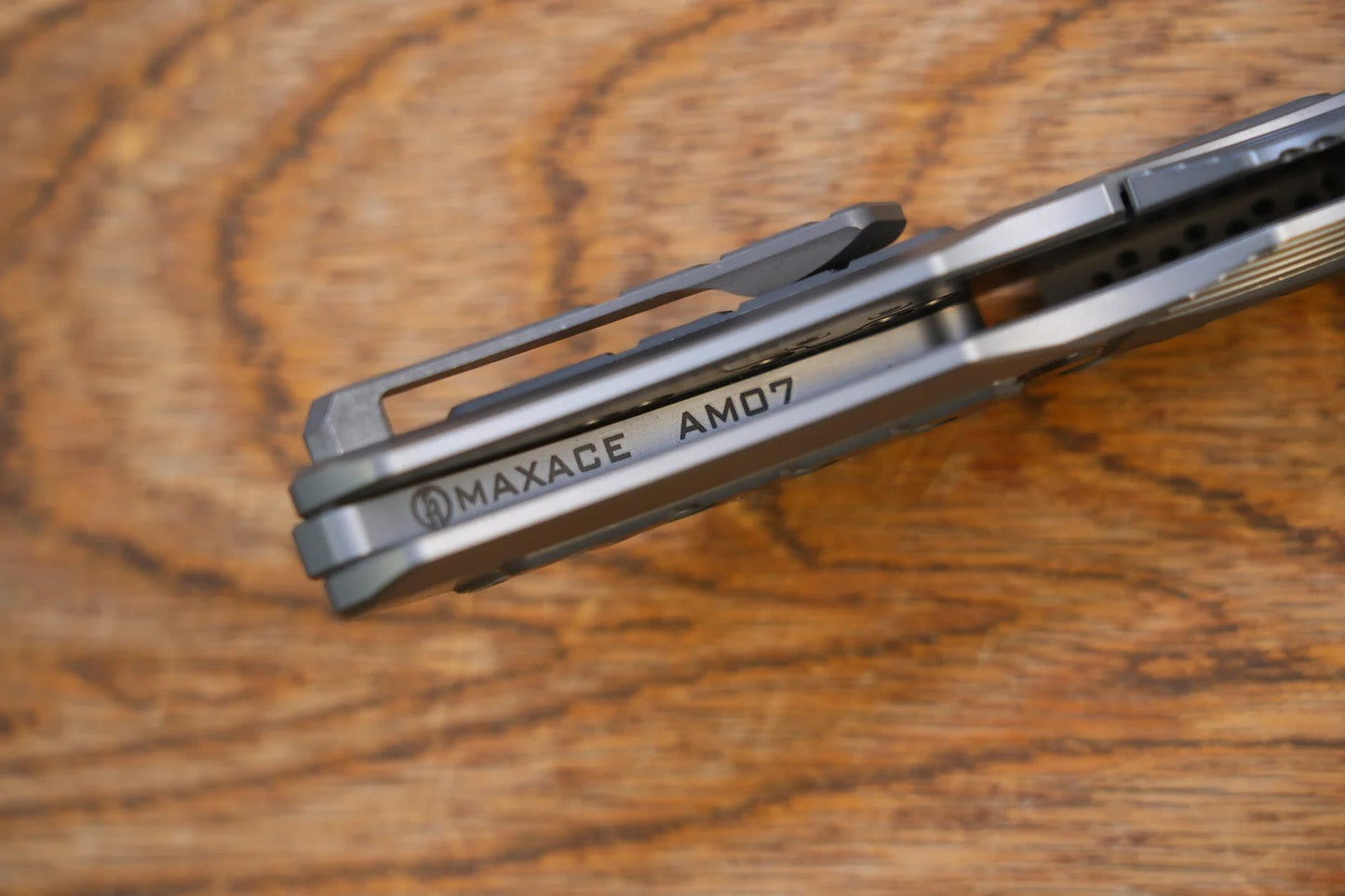 MaxAce Titans-II AM07-1-A 3.85in Magnacut Blade Sand Blasted Handle