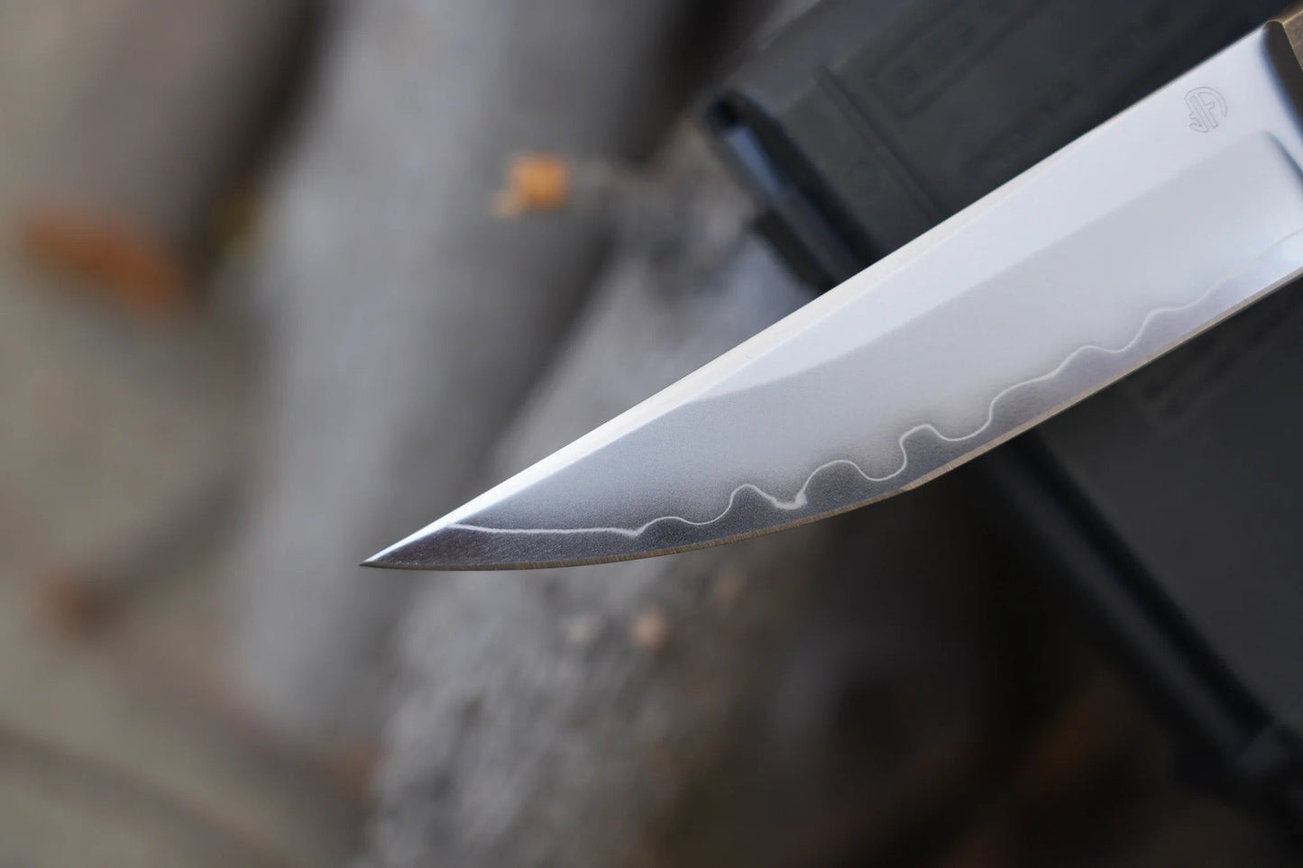 North Mountain Blade Kaiken 3.5in SLD-Magic Blade Aluminum Bronze Handles