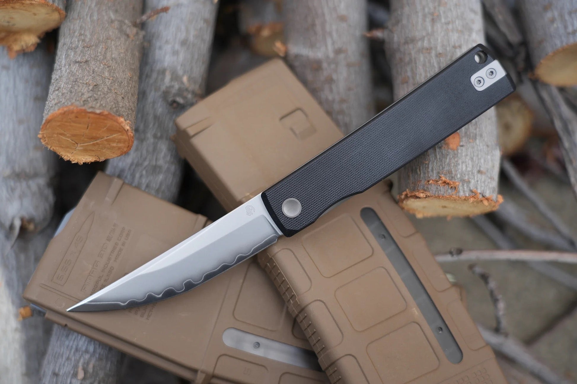 North Mountain Blade Kaiken-BlackG10 detail view 2