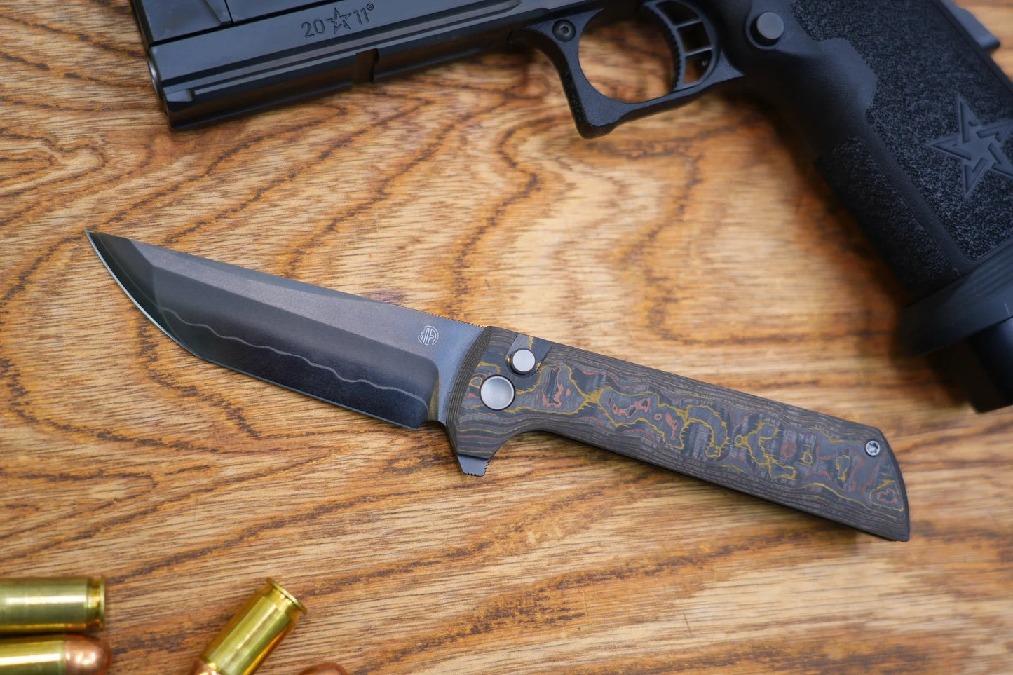 North Mountain Blade 2405-A-DLC detail view 2 folding knife