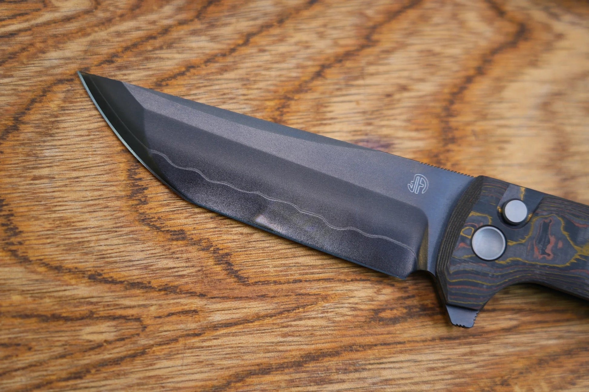North Mountain Blade 2405-A-DLC detail view 3 folding knife