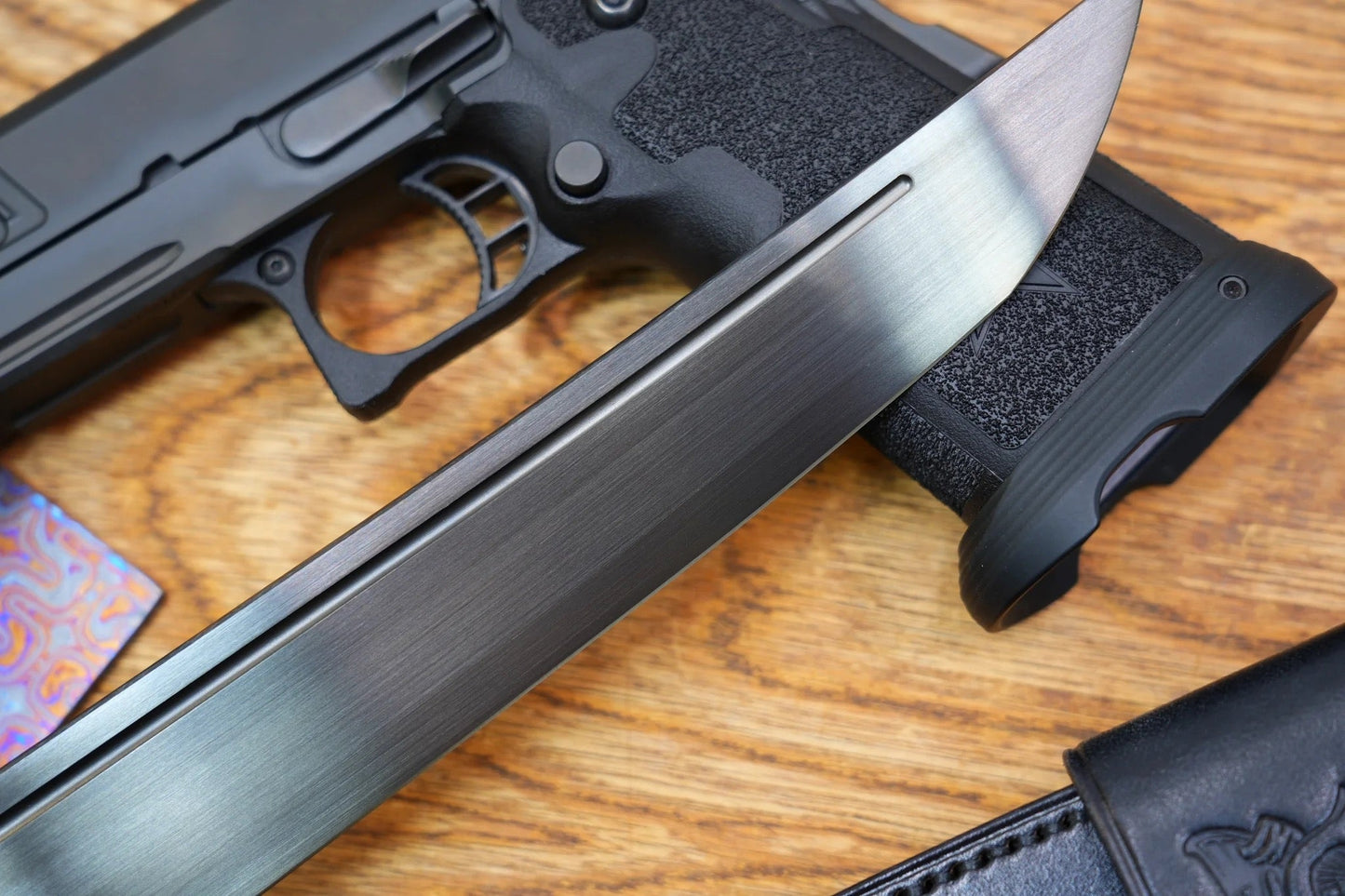 North Mountain Blade NMB-Warrior-DLC fixed blade knife detail view image 8