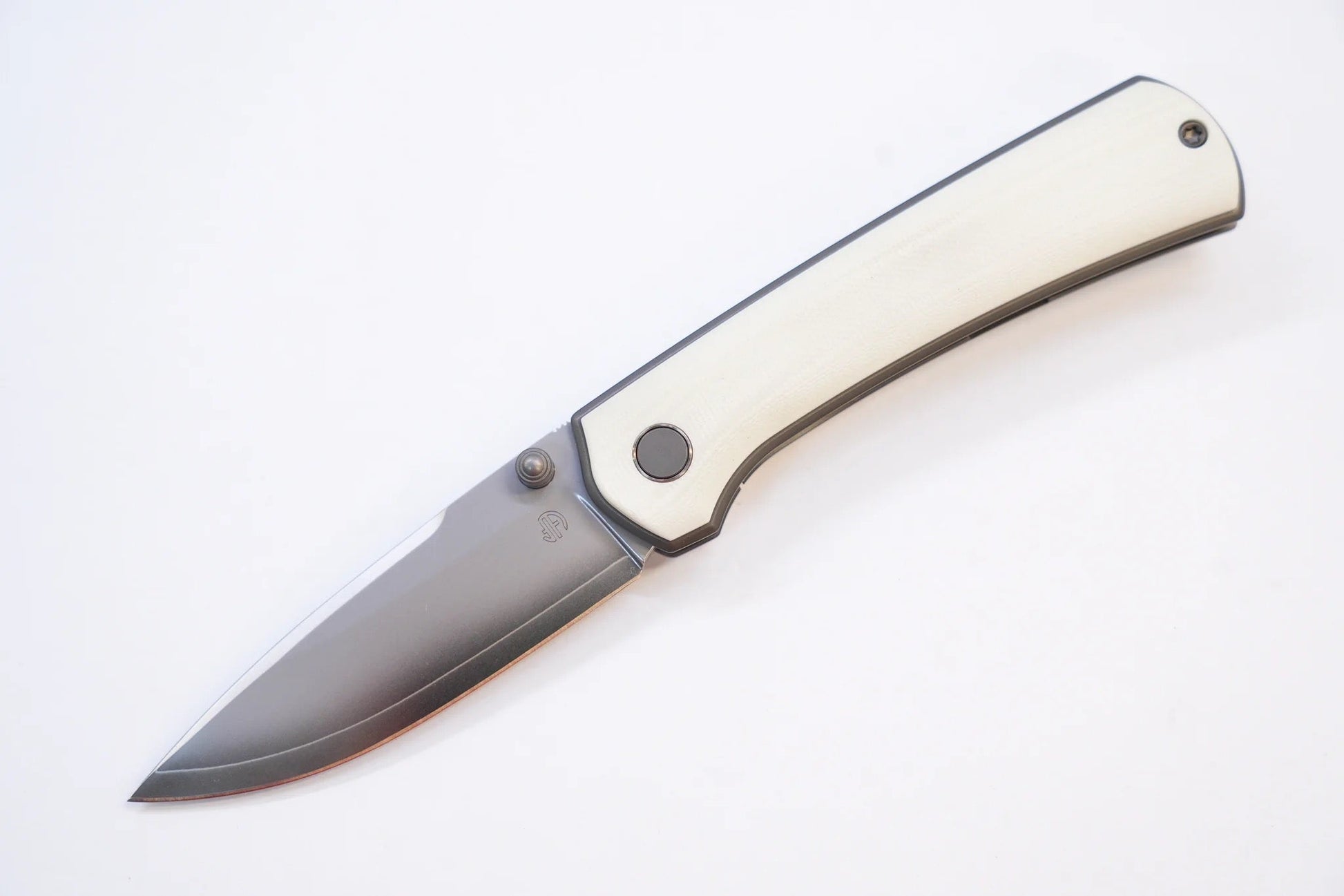 North Mountain Blade Ultra-WhiteG10 detail view 2