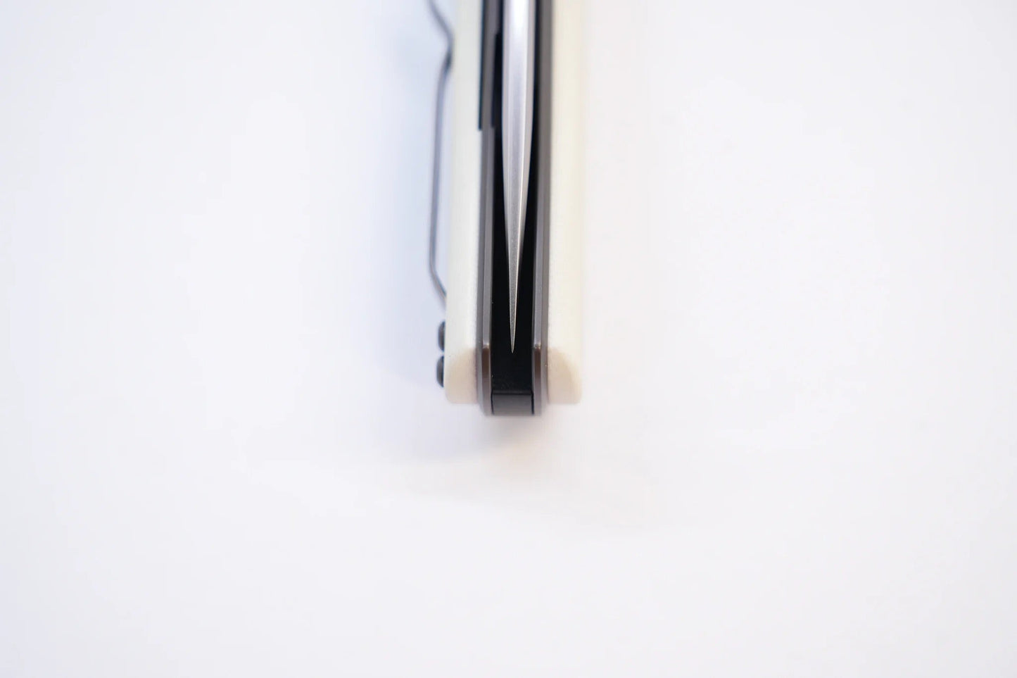 North Mountain Blade Ultra-WhiteG10 detail view 7