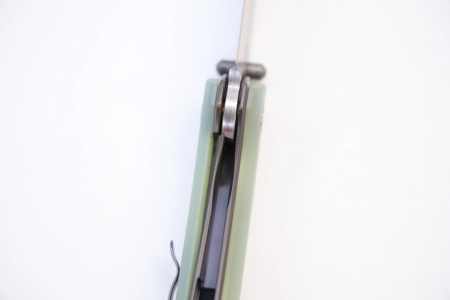 North Mountain Blade Ultra-JadeG10 detail view 6
