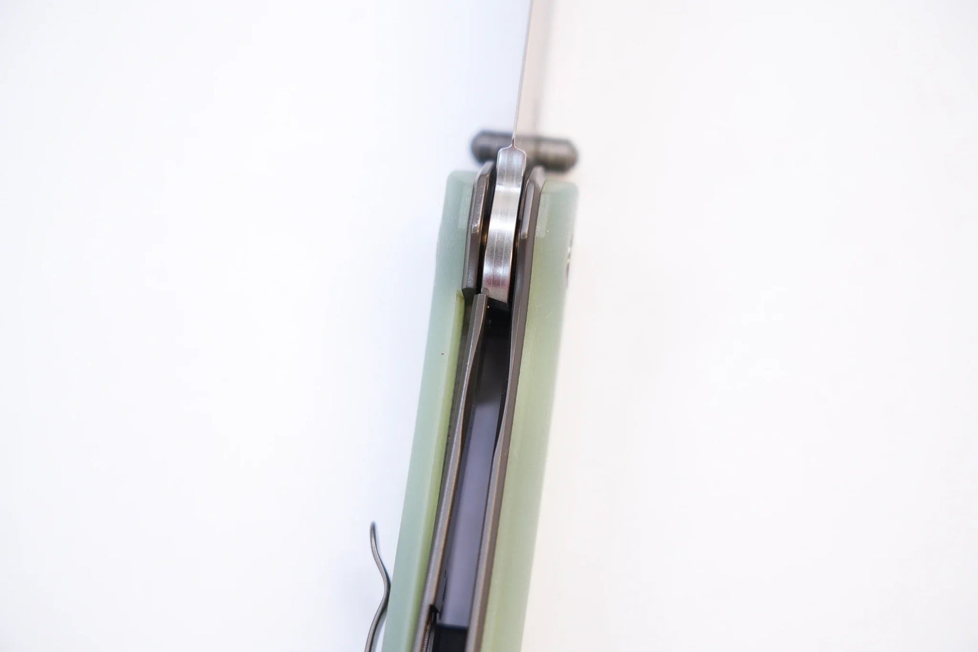 North Mountain Blade Ultra-JadeG10 detail view 6