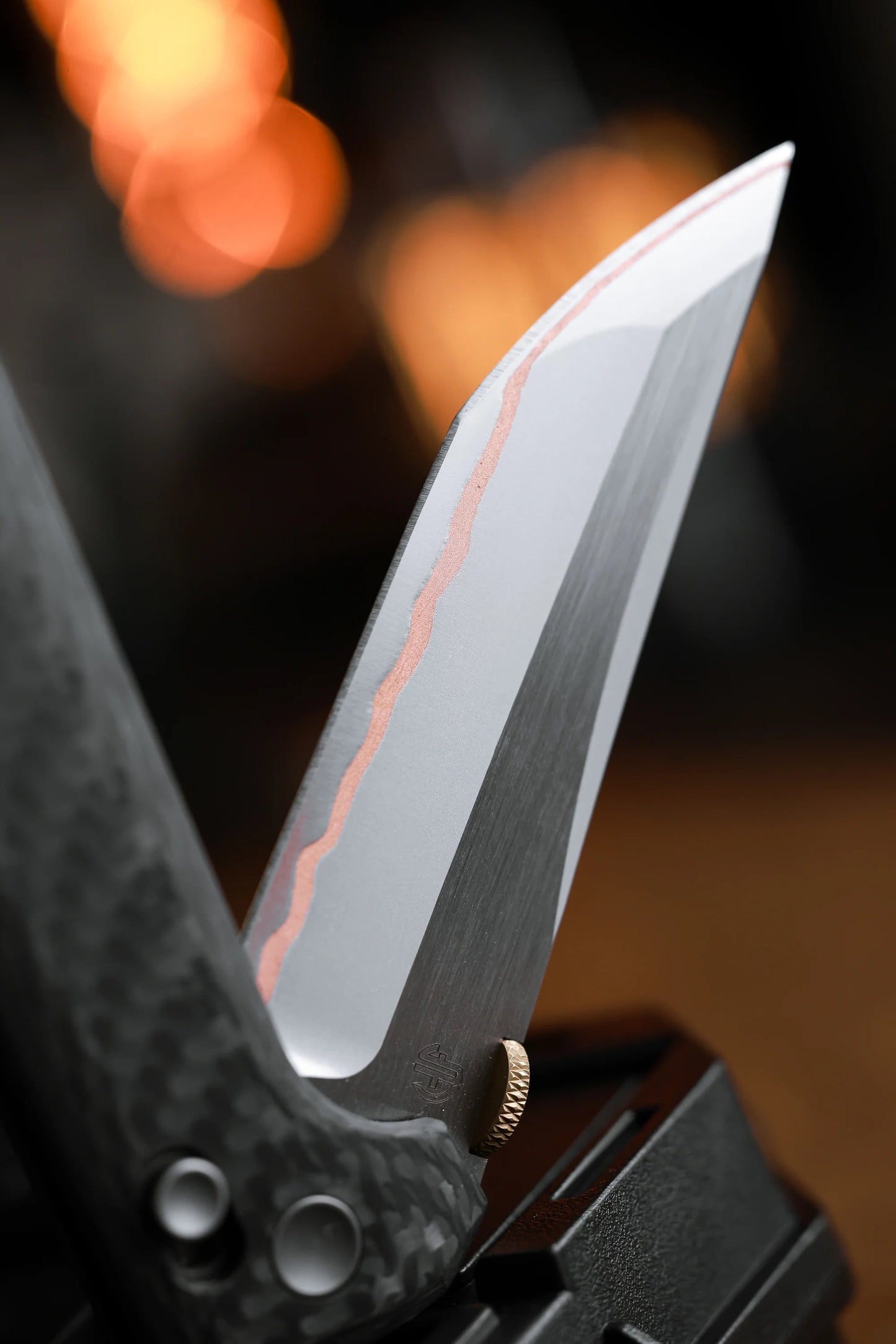 North Mountain Blade 2418-CF-5 Carbon Fiber Chop – 3.5" 5-Layer Copper Steel Crossbar Lock Folding Knife