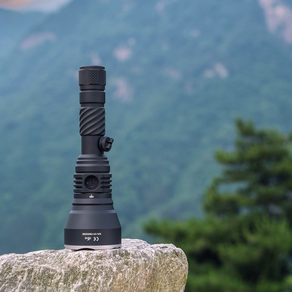 Weltool F11R long-range flashlight for hunting and search