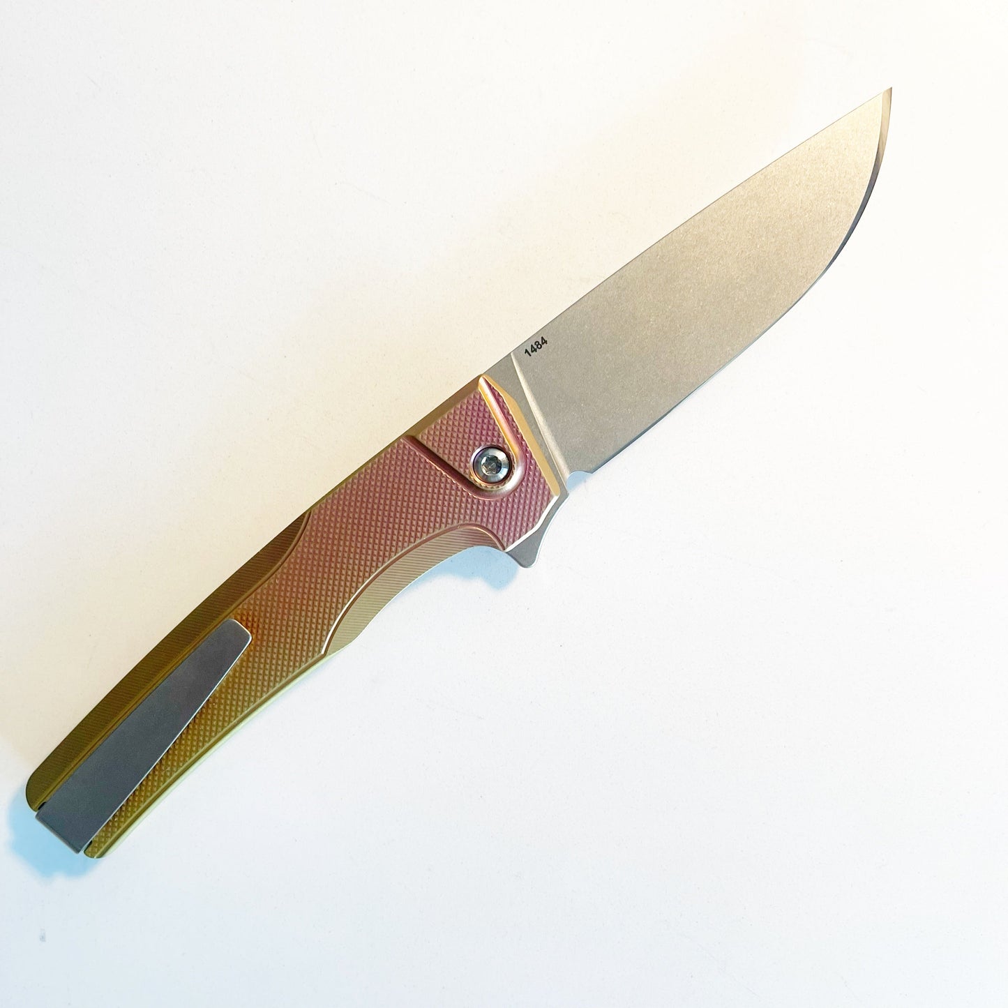MachineWise Sonora S90V Lightwashed Blade Titanium Sunset Fade Diamond Textured Handle