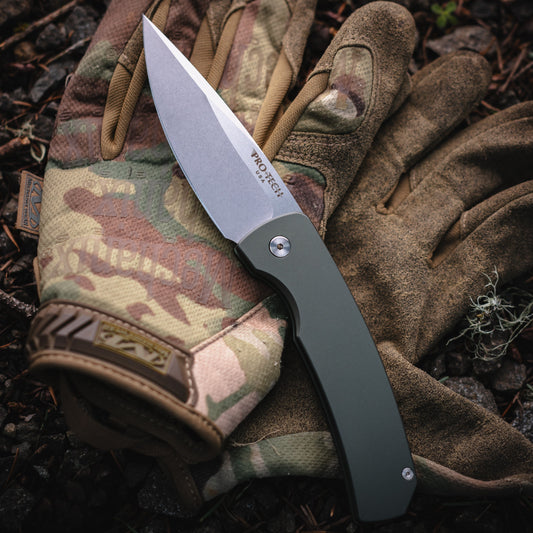 Pro-Tech Knives Magic 2 Whiskers 3.75in 154cm Stonewashed Blade Solid Green Handles M2601-Green