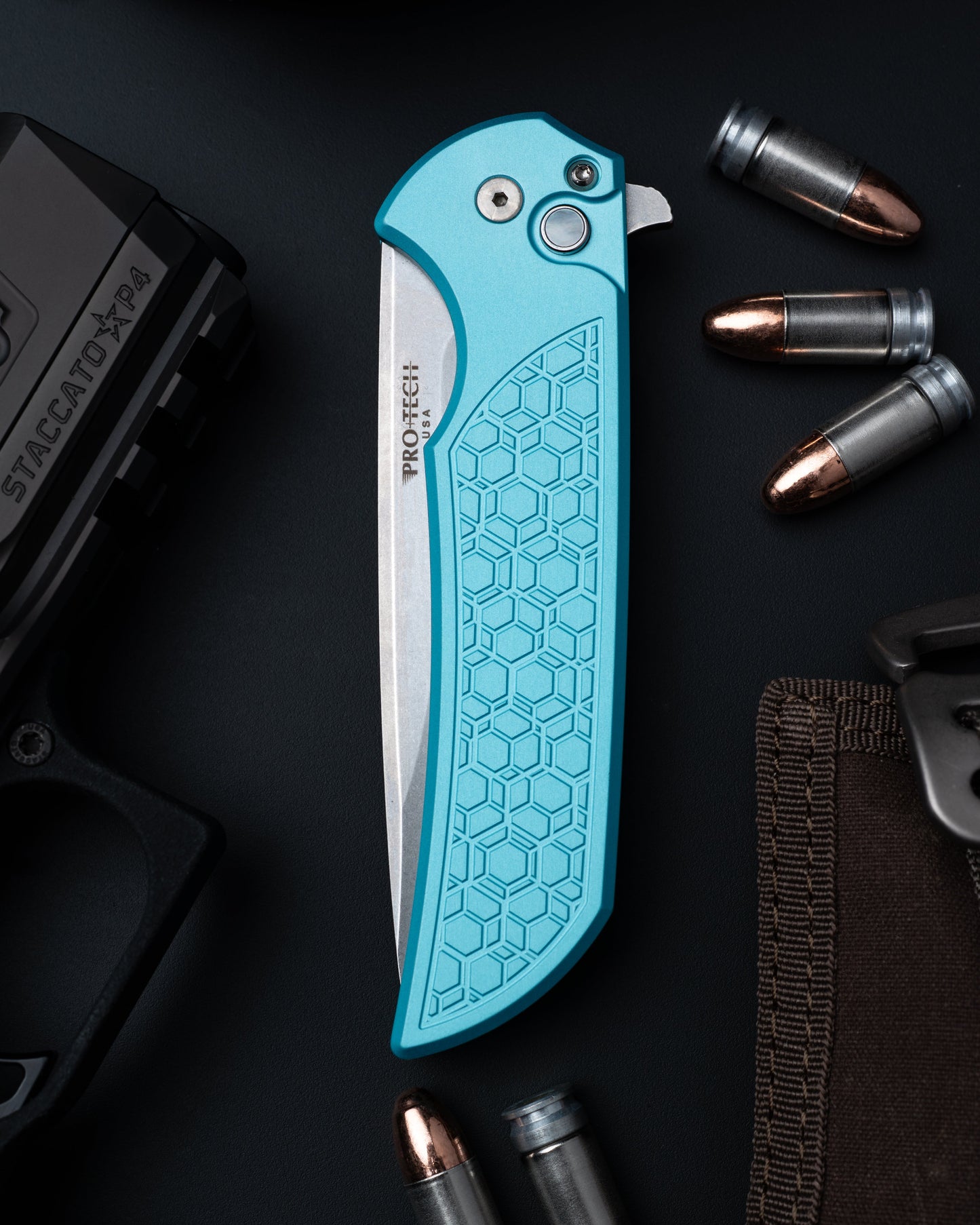 Pro-Tech Mordax Folding Knife Black T. Blue Textured Handles Magnacut Blade BSA.Mordax.1