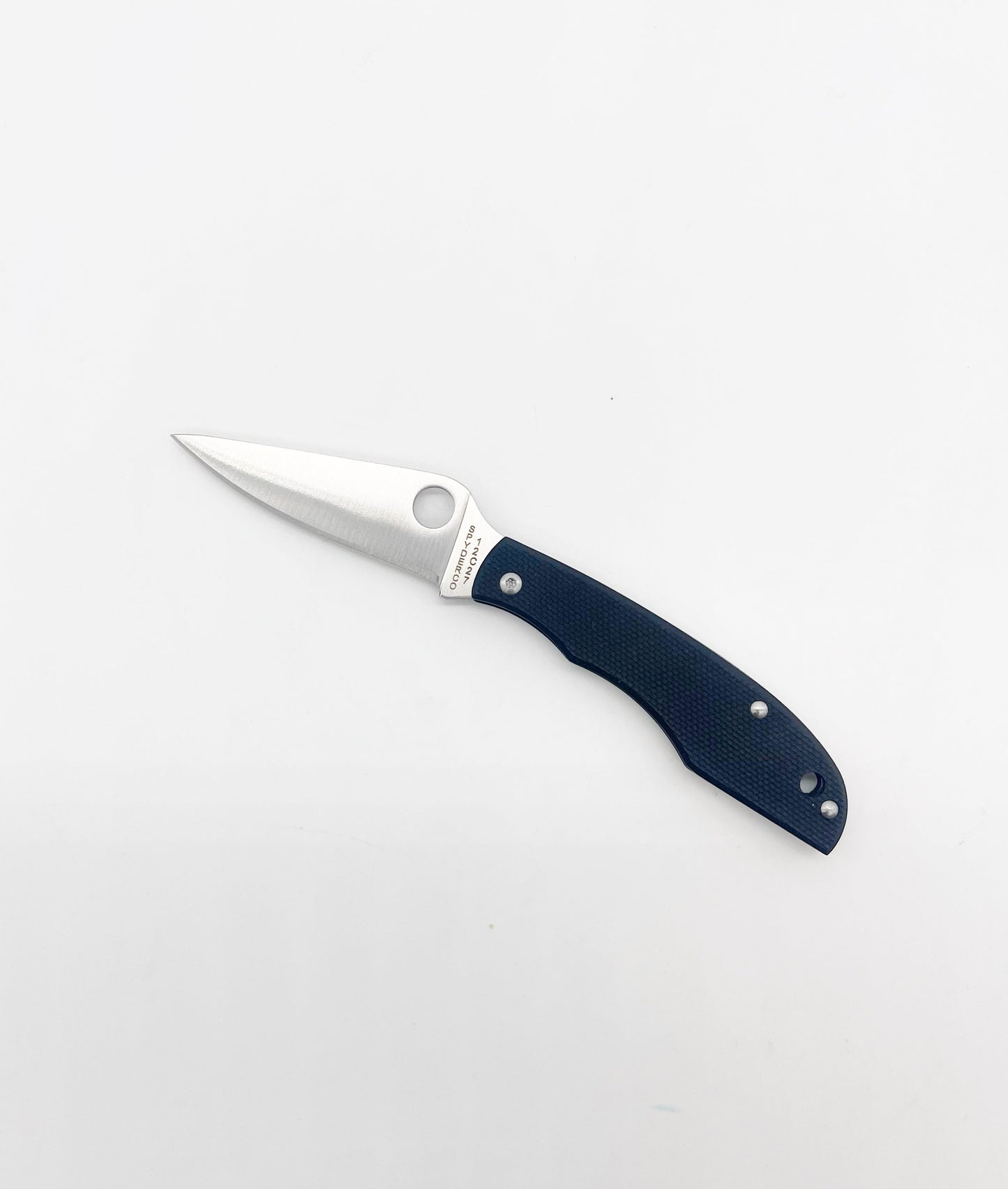 Spyderco Grasshopper C138GBKP slip joint folding knife open, 2.30 inch satin Sandvik 12C27 blade with black G-10 handle