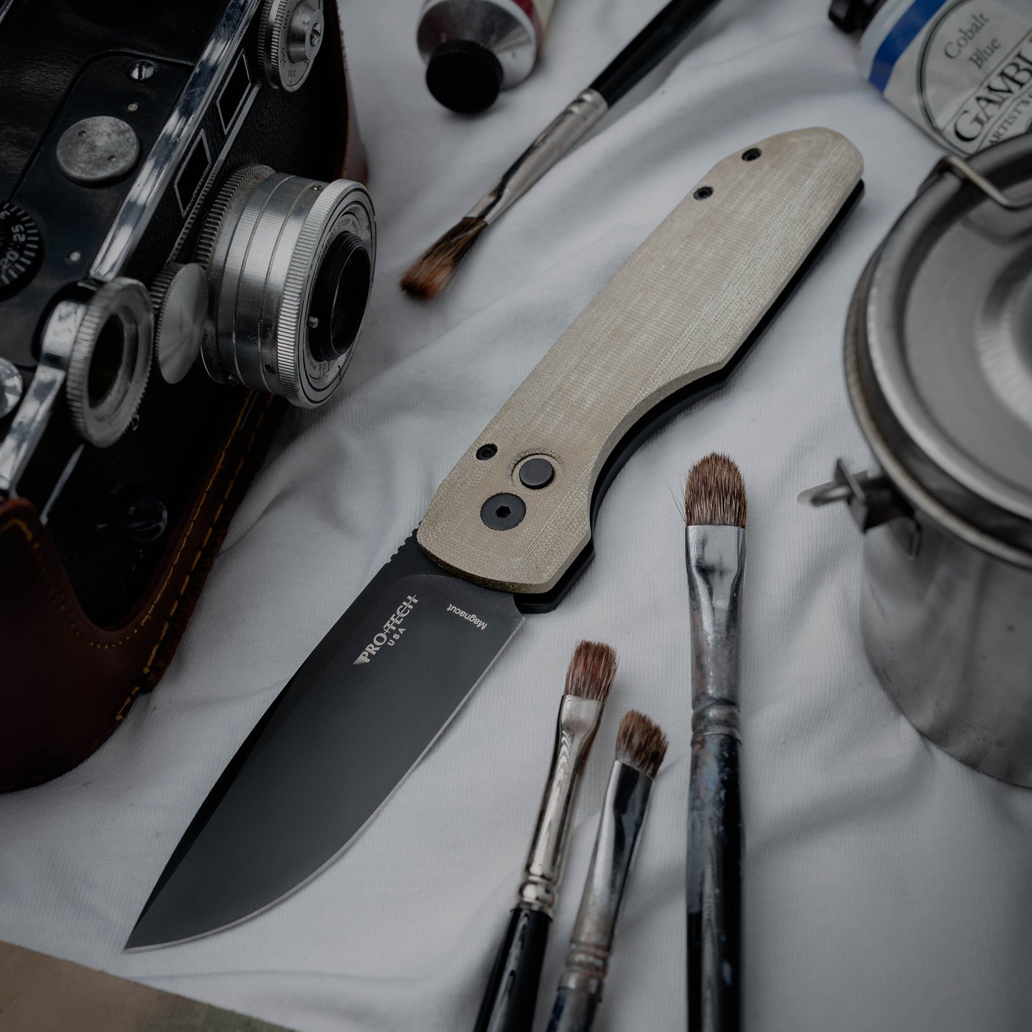 Pro-Tech Knvies Vero Synapse Design DLC Black Magnacut Blade Aluminum / Green Linen Micarta Handles