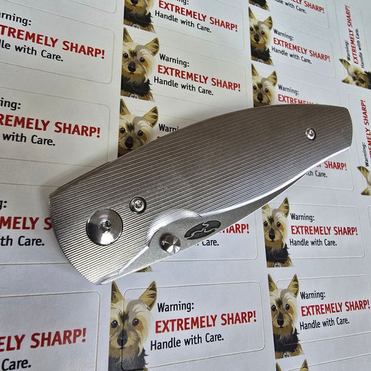 TRM Neutron 2 â€“ 3" CPM-20CV Blade, Titanium Pinstripe Handle