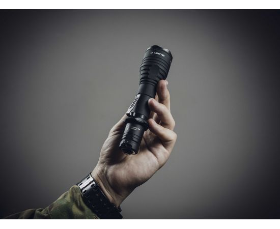 Armytek Viking Pro Magnet USB / XHP50.2 Warm / 2050 lm / 11Â°:40Â° / 1x18650 (incl.)