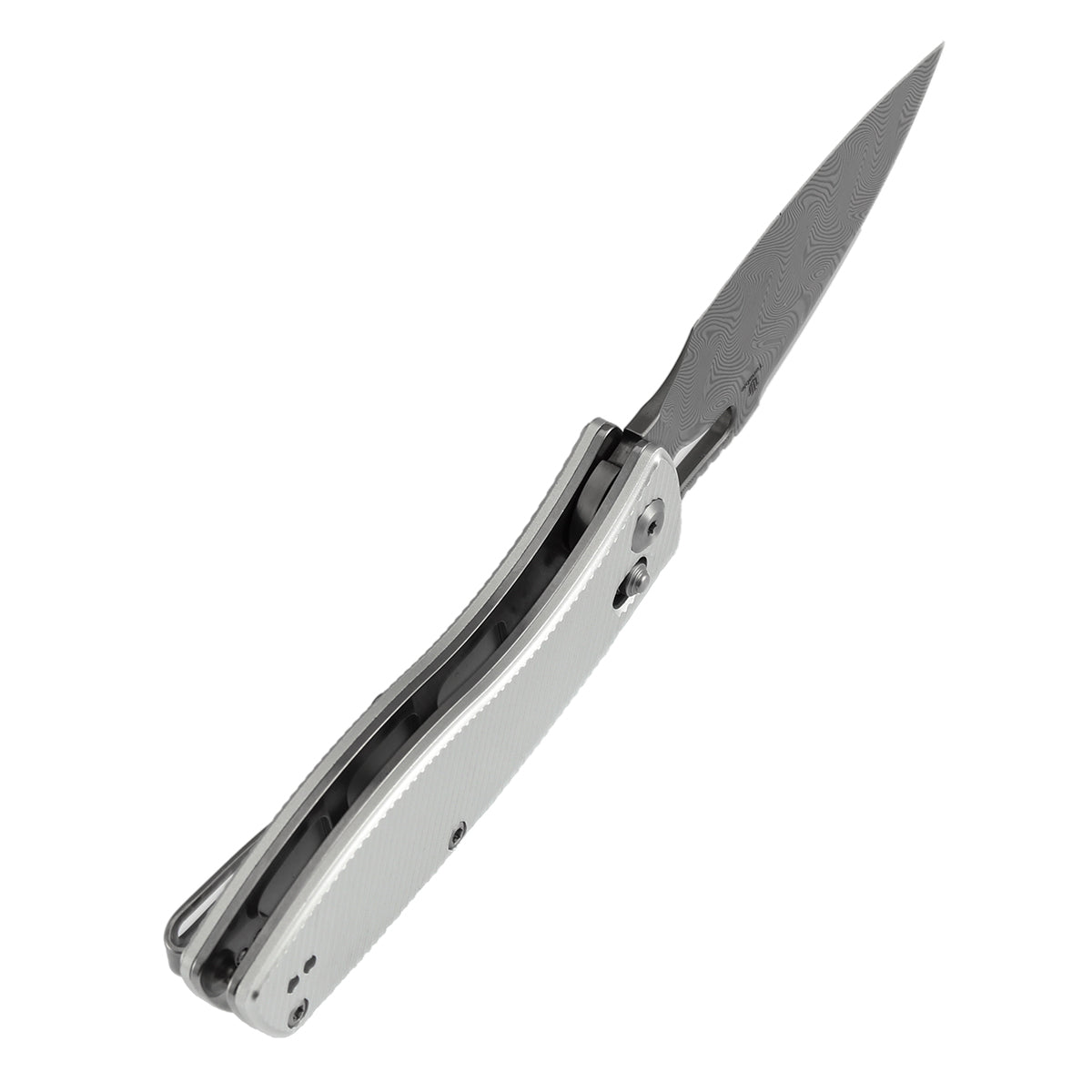 Tenable Heron B2124V3 blade detail – 110-layer Water Ripple Damascus flat grind, drop point