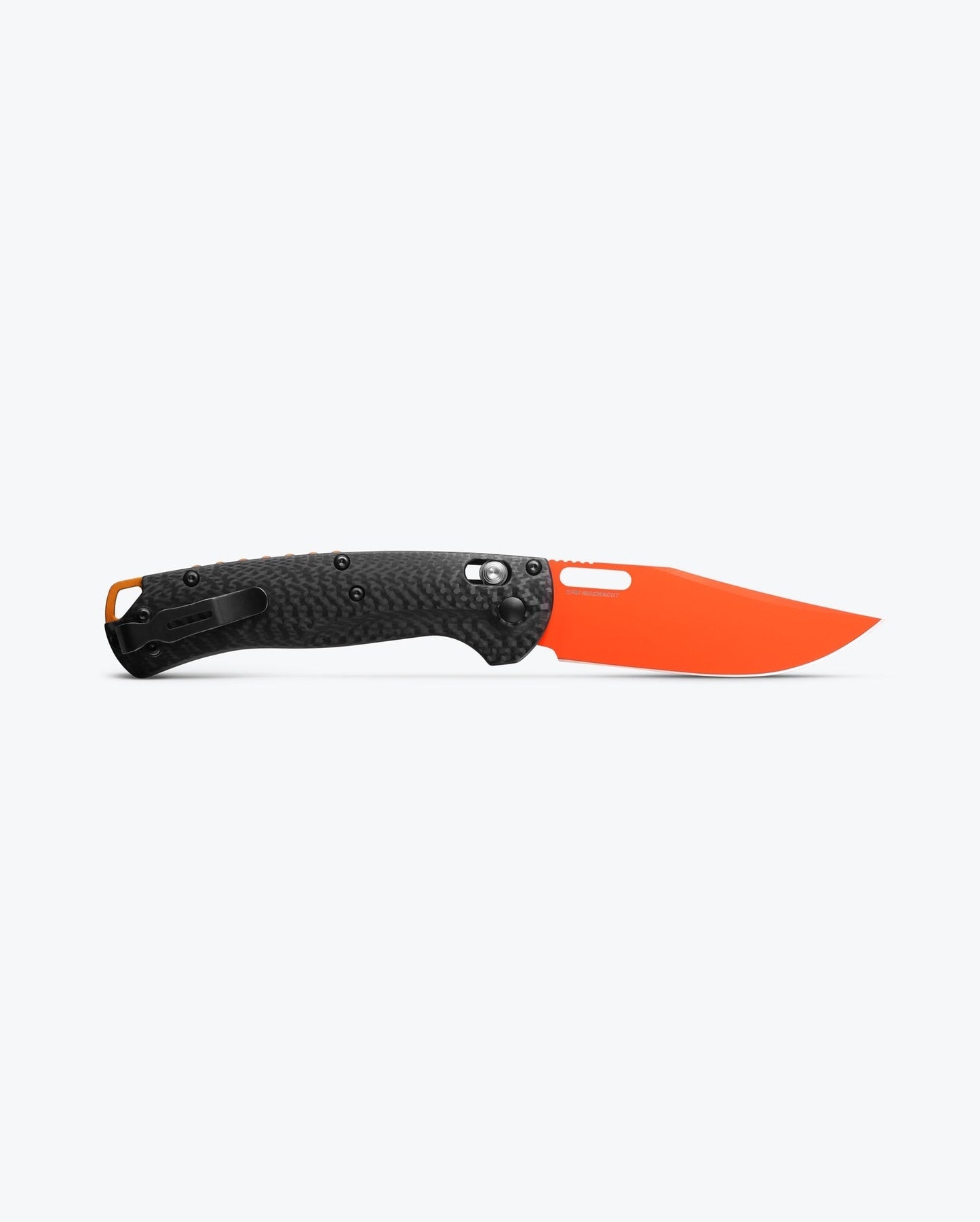Benchmade Taggedout 15535OR-01 blade detail – CPM-MagnaCut clip point