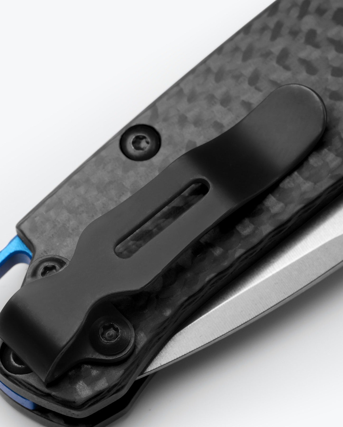 Benchmade Mini Bugout 533-3 AXIS lock detail