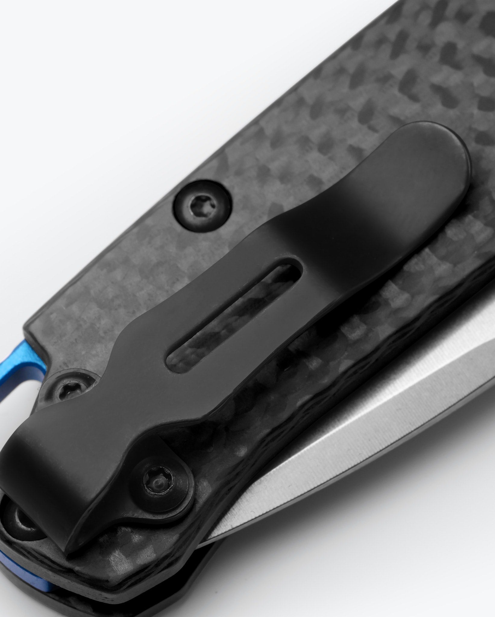 Benchmade Mini Bugout 533-3 AXIS lock detail