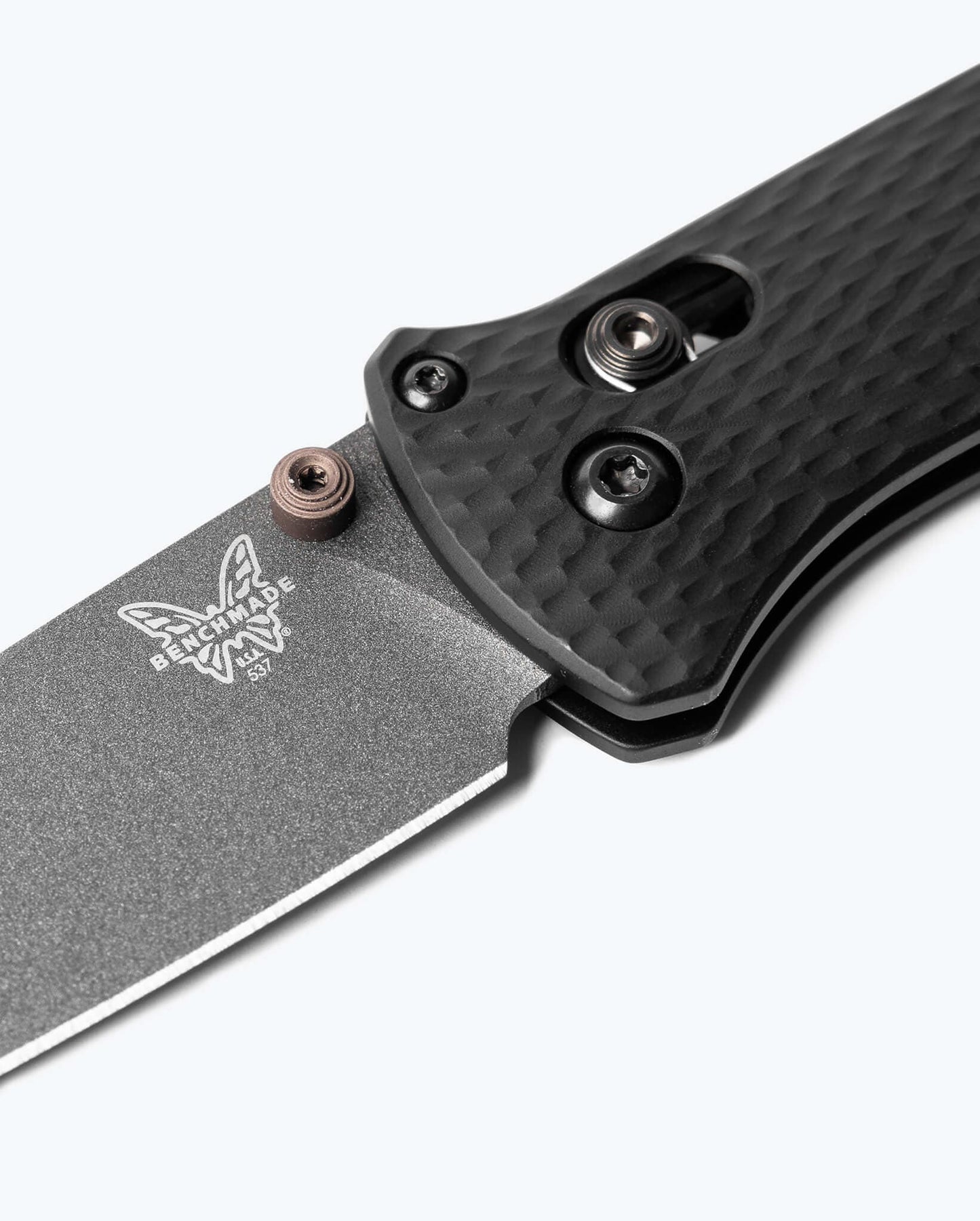 Benchmade Bailout 537GY-03 AXIS lock detail