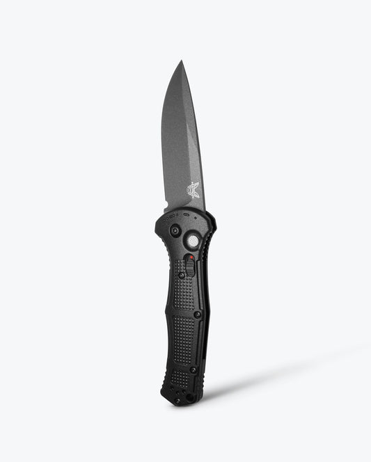 Benchmade Claymore 9070BK front view, 3.60 inch CPM-D2 drop-point automatic knife black Grivory