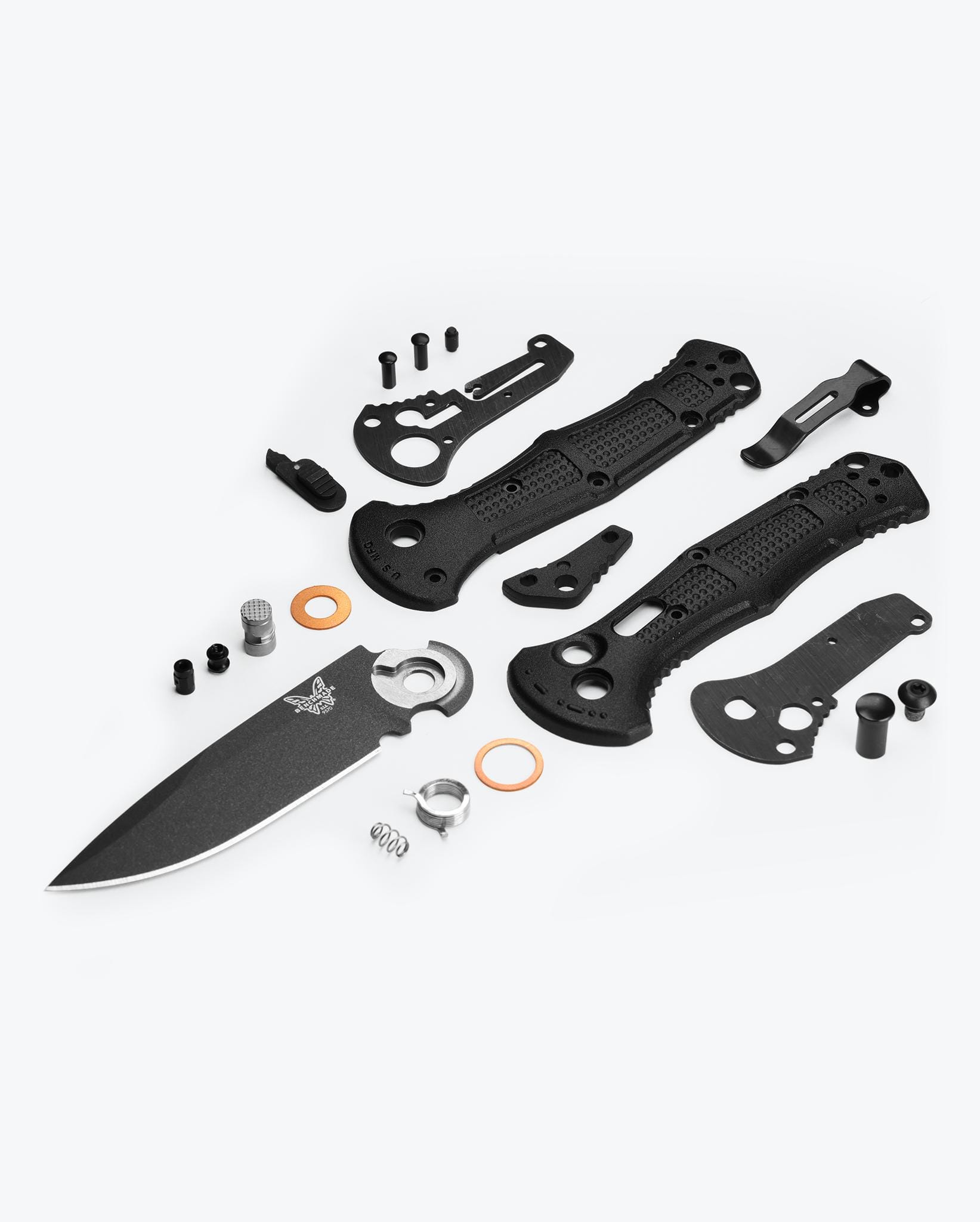 Benchmade Mini Claymore 9570BK push button and red-dot safety detail