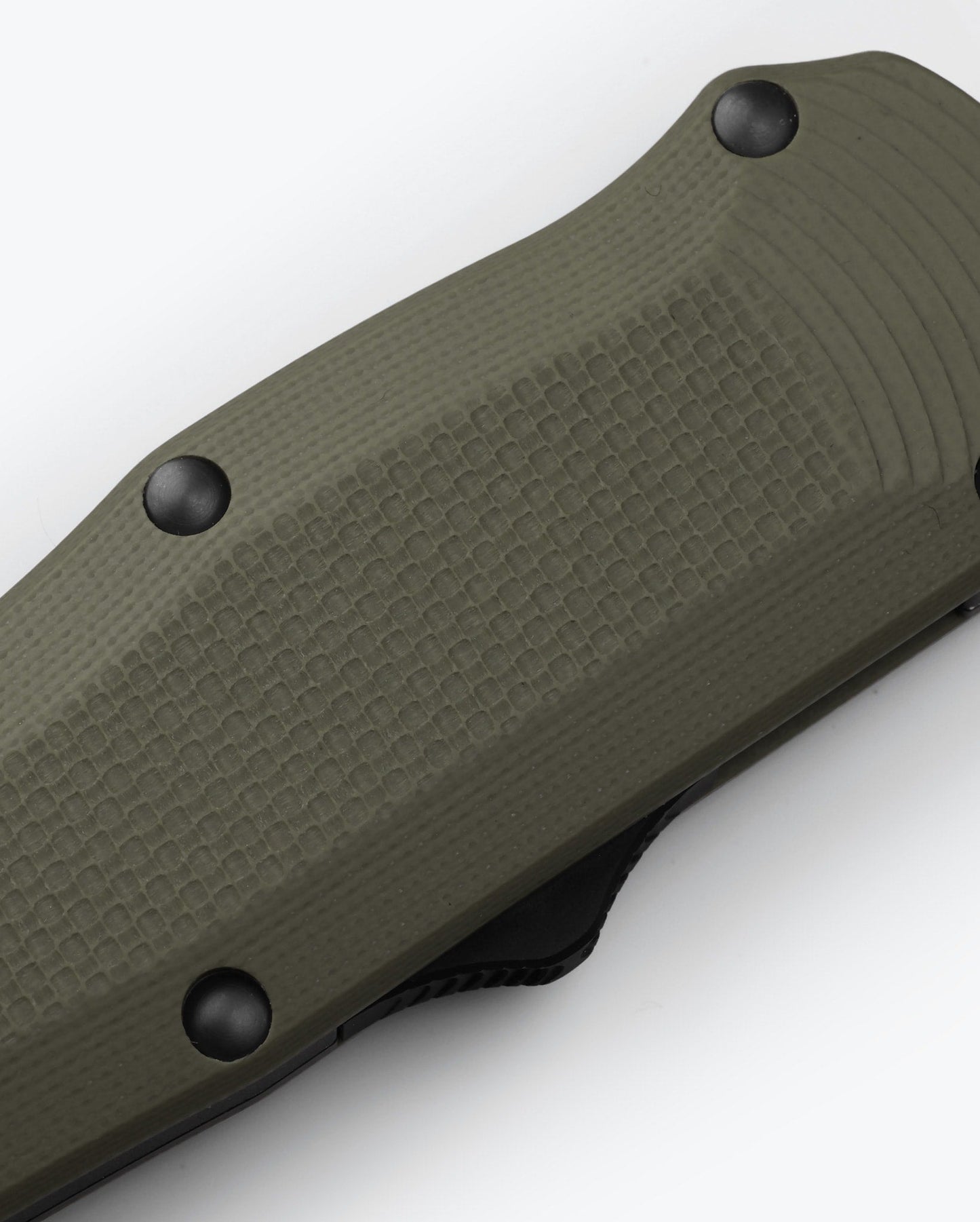 Benchmade Autocrat 3400BK-1 OD Green G10 handle texture detail