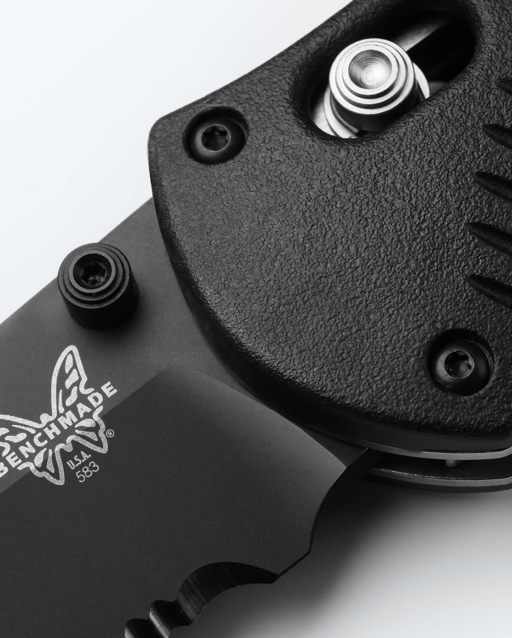 Benchmade Barrage 583SBK black Valox handle scales
