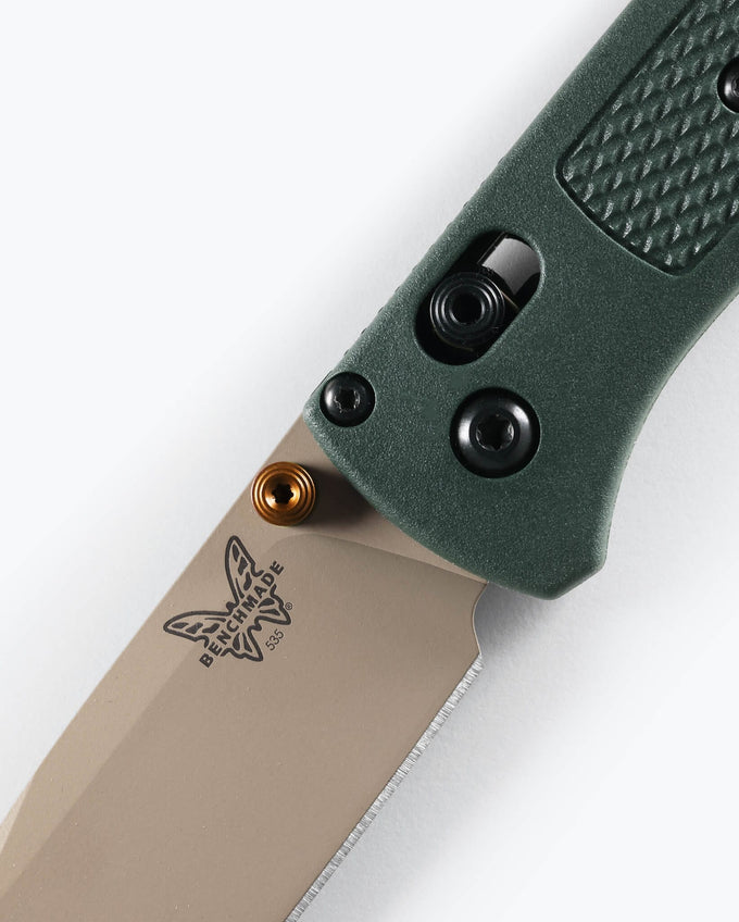 Benchmade Bugout 535TN-2601 – 3.2" ELMAX Drop-Point AXIS Lock Knife (Taiga Green)