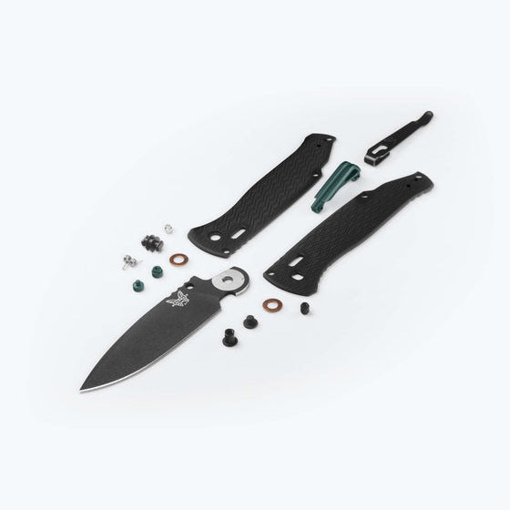 Benchmade Bugout Vapyr 534BK – 3.25" MagnaCut Drop-Point AXIS Lock Knife