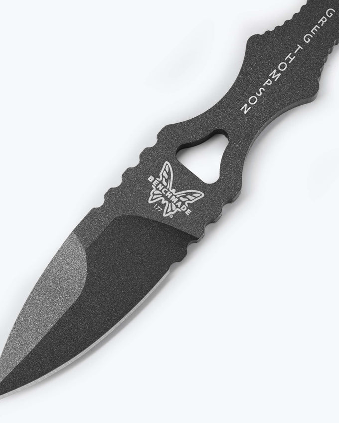 Benchmade Mini SOCP Dagger 177GY Tungsten Grey stainless handle detail