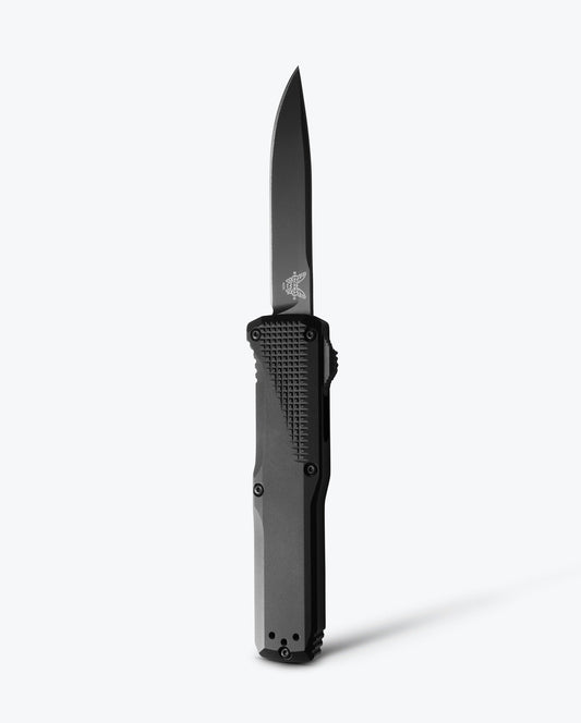Benchmade Phaeton 4600DLC front view – 3.45" DLC CPM-S30V drop point OTF automatic knife, blade deployed