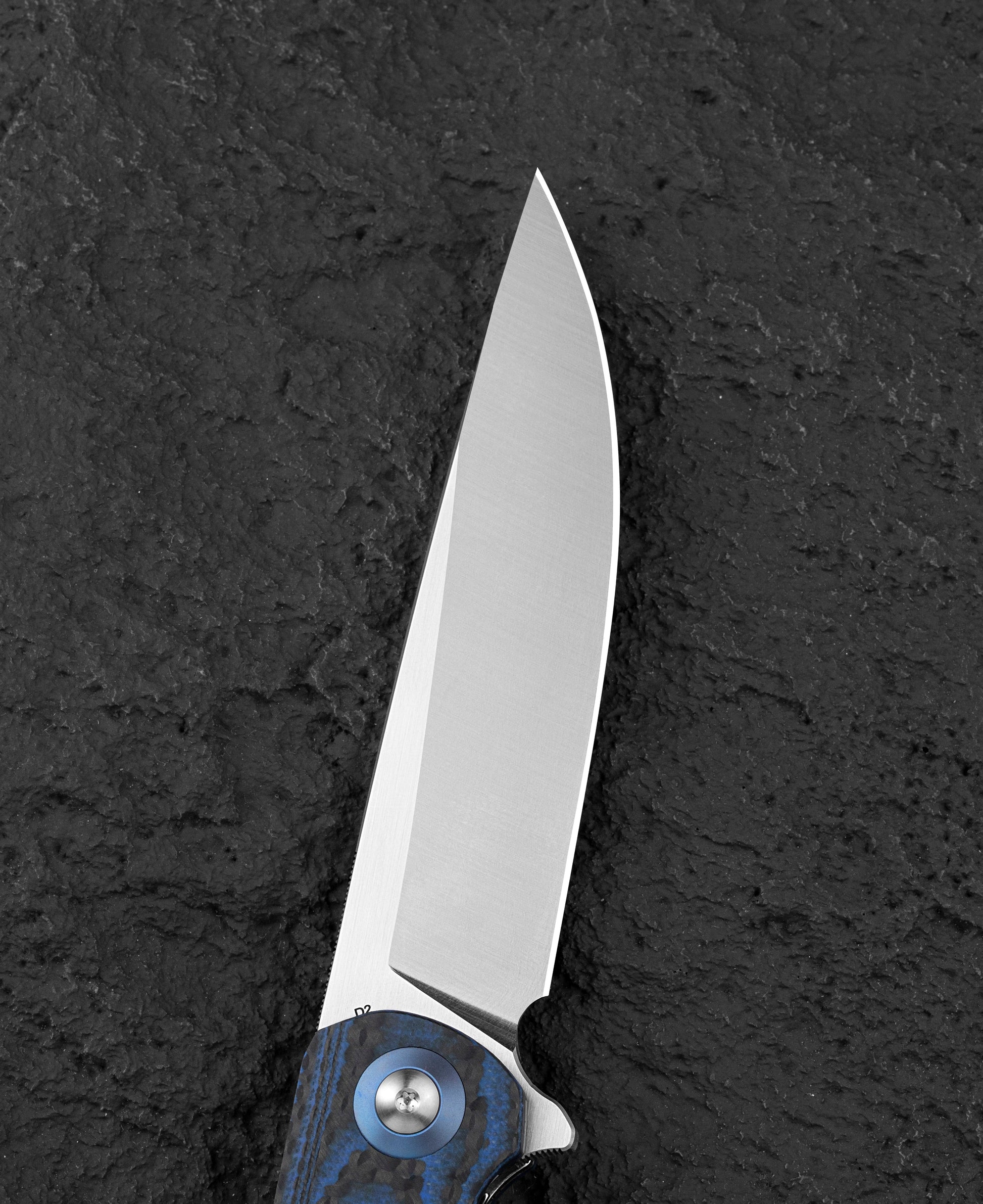 Bestech ASCOT BG19C open position – 8.74 inch overall length, D2 satin blade fully deployed