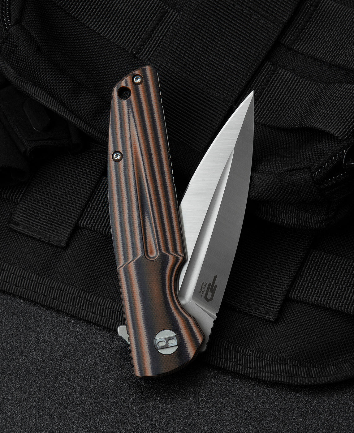 Bestech Fin BG34C-1 open position – 3.67" Satin dagger blade deployed, tri-color G10