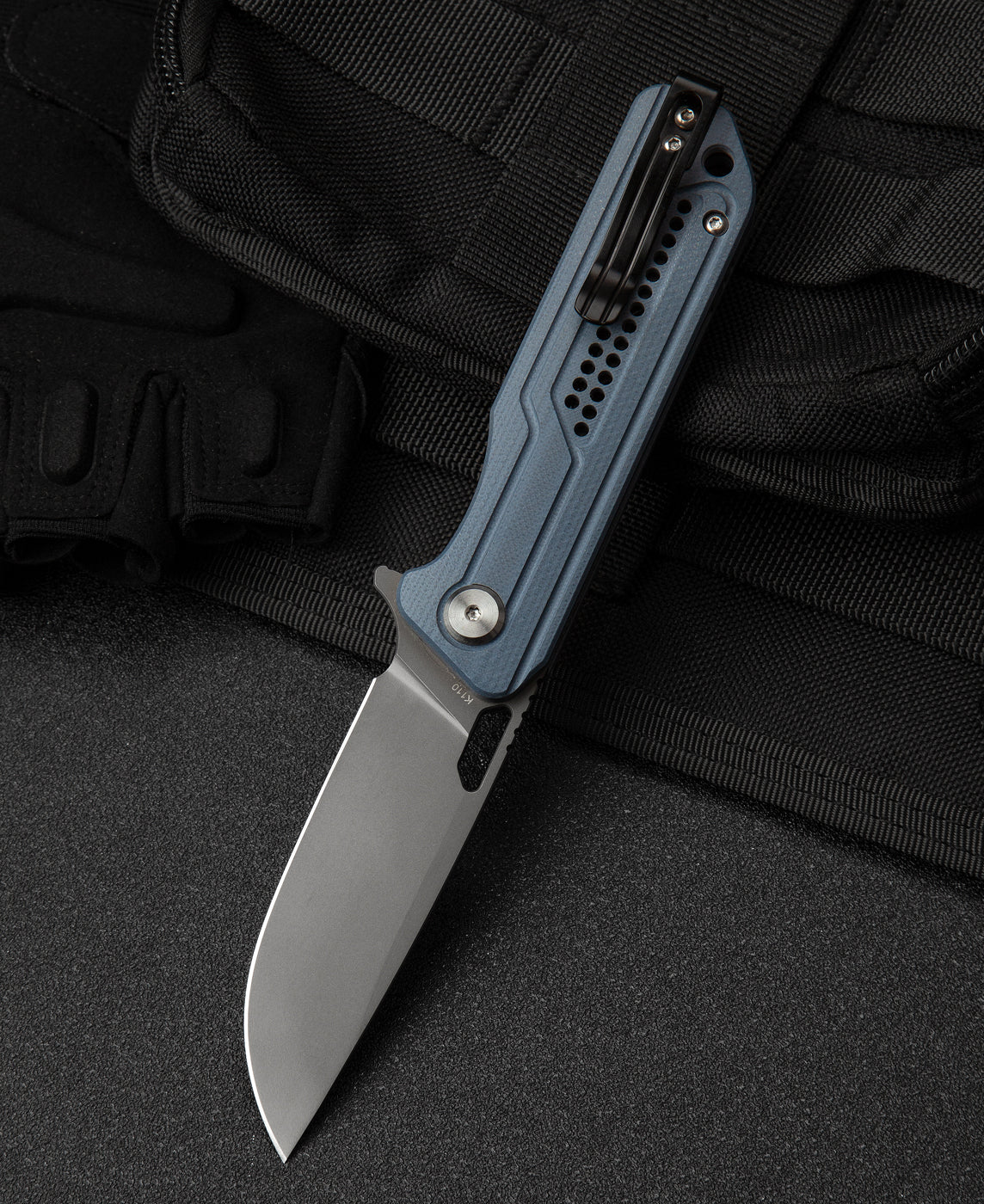 Bestech CIRCUIT BG35B-2 closed view – 4.33 inch closed length, grey G10 handle, titanium clip