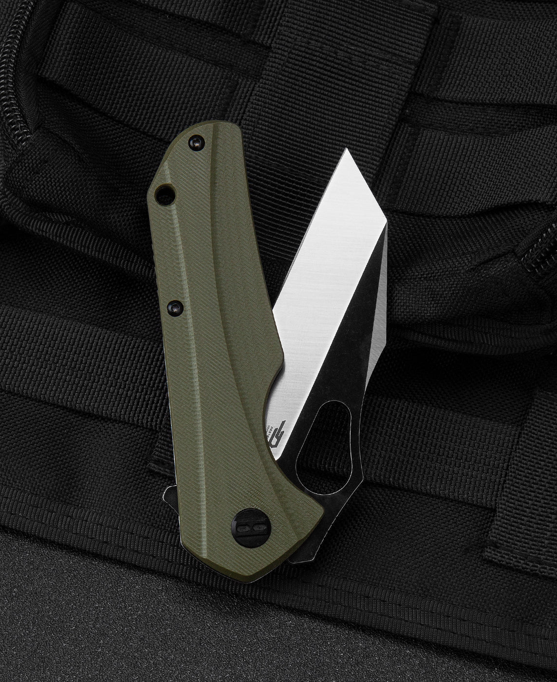 Bestech OPERATOR BG36C blade detail – D2 satin+black stonewash dual finish, 3.47 inch blade