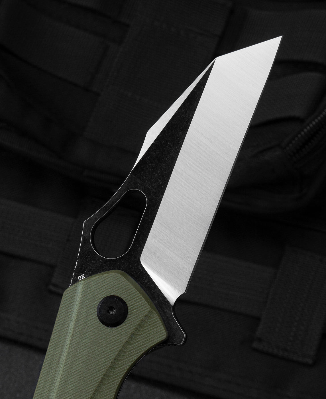 Bestech OPERATOR BG36C EDC carry – 161g full-size tactical folding knife