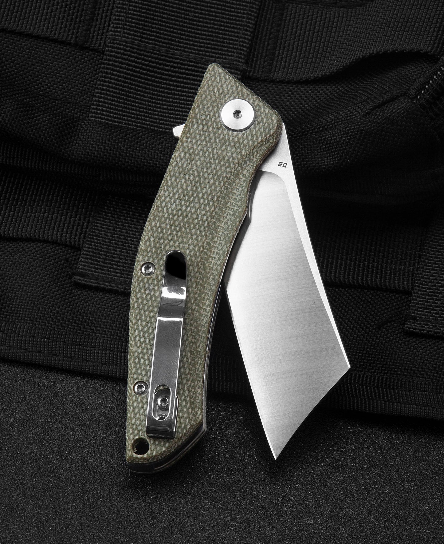 Bestech CUBIS BG42B side view – D2 blade, beige Micarta handle, Liner Lock