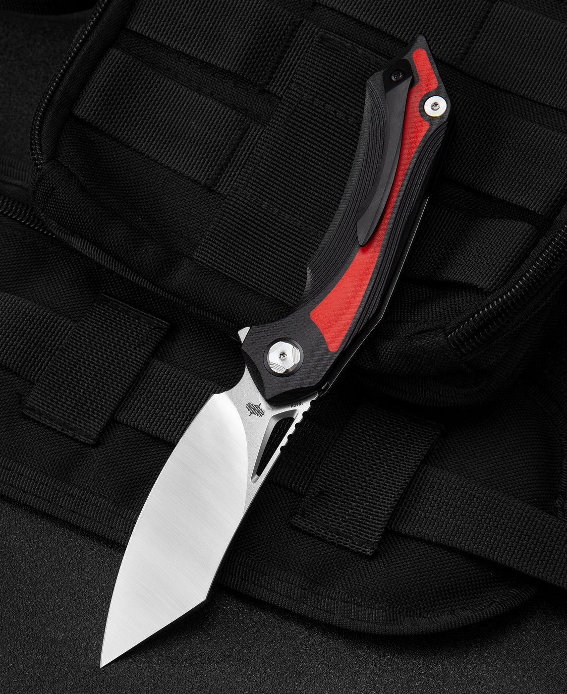 Bestech KASTA BG45C closed view – 4.72" closed length, black & red G10 handle with titanium clip