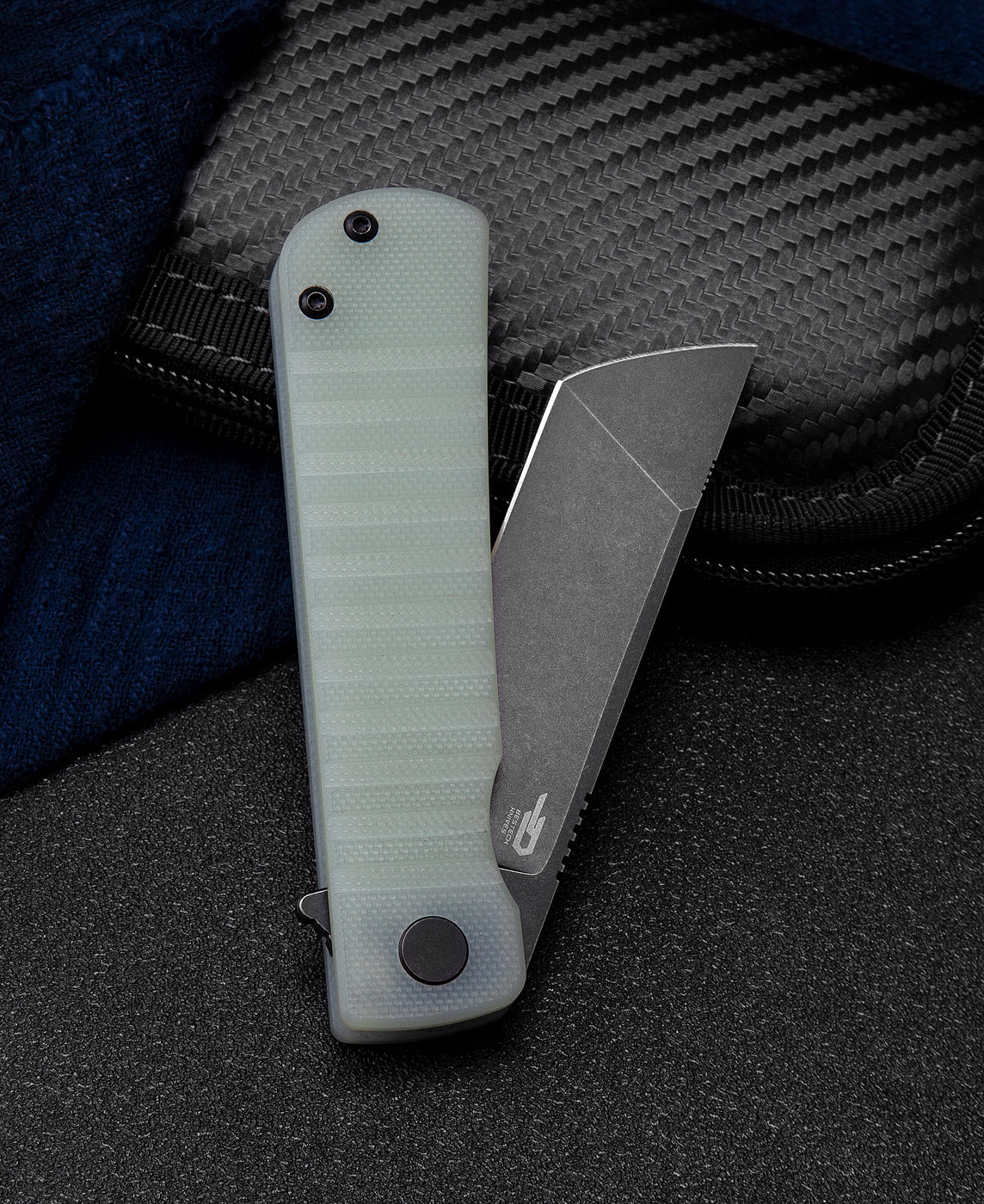 Bestech TITAN BG49A-4 blade detail – D2 tool steel with black stonewash finish