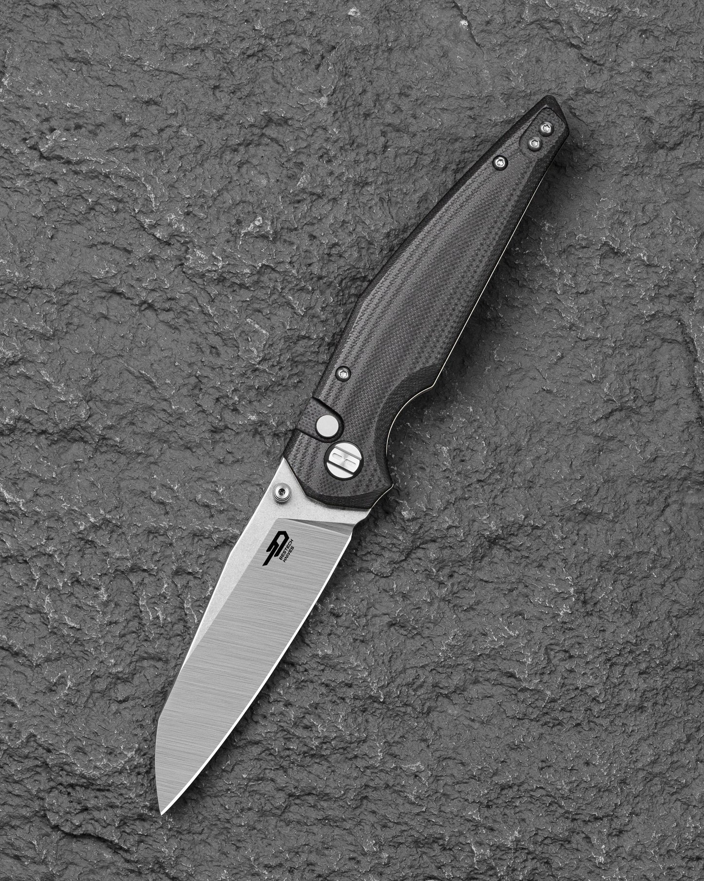 Bestech Snakebird BG58C front view – 3.54" 14C28N Stonewash/Satin, Black G10, Button Lock