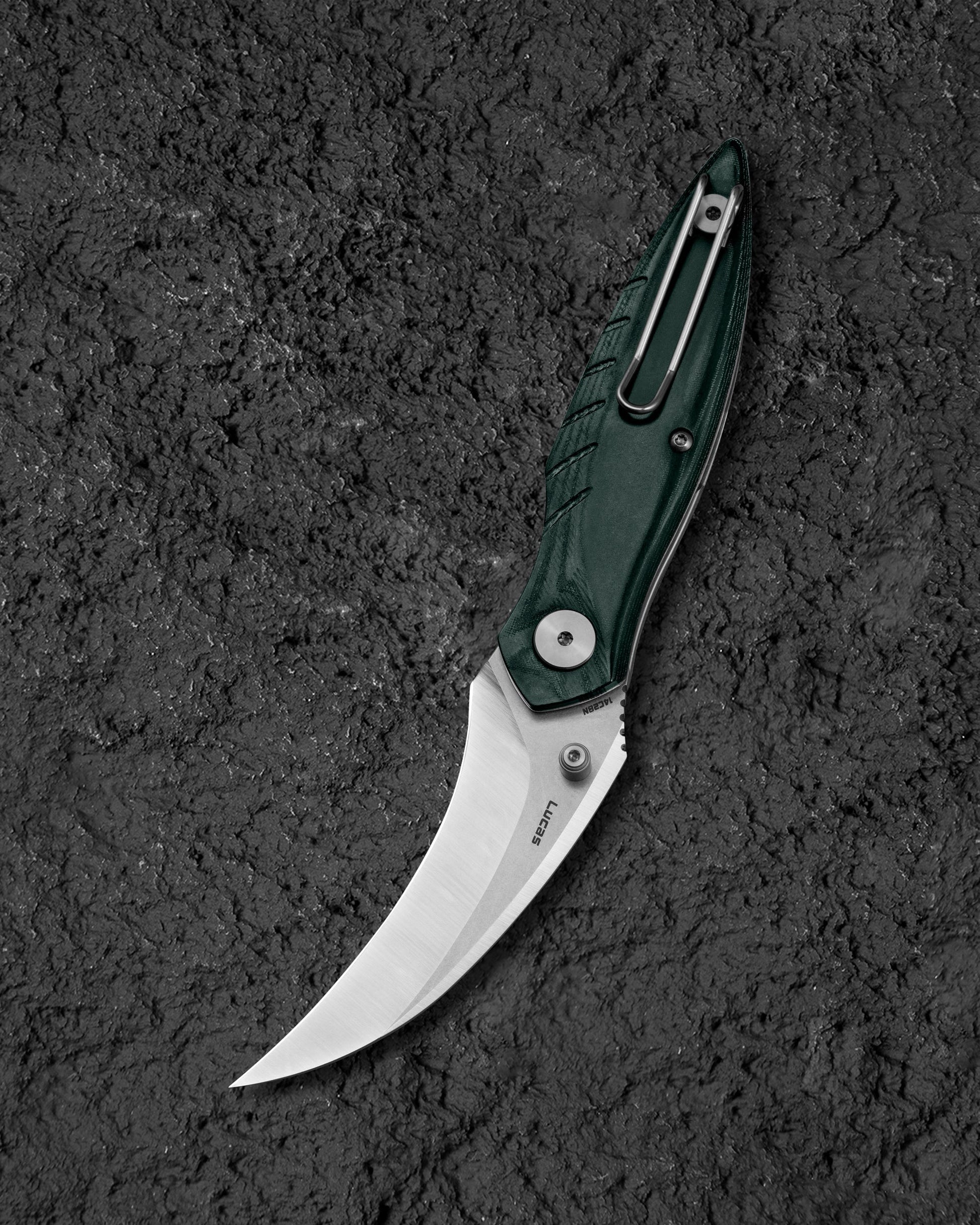 Bestech Mantidae BG60E closed view – 4.00" closed length, green Micarta handle with steel clip