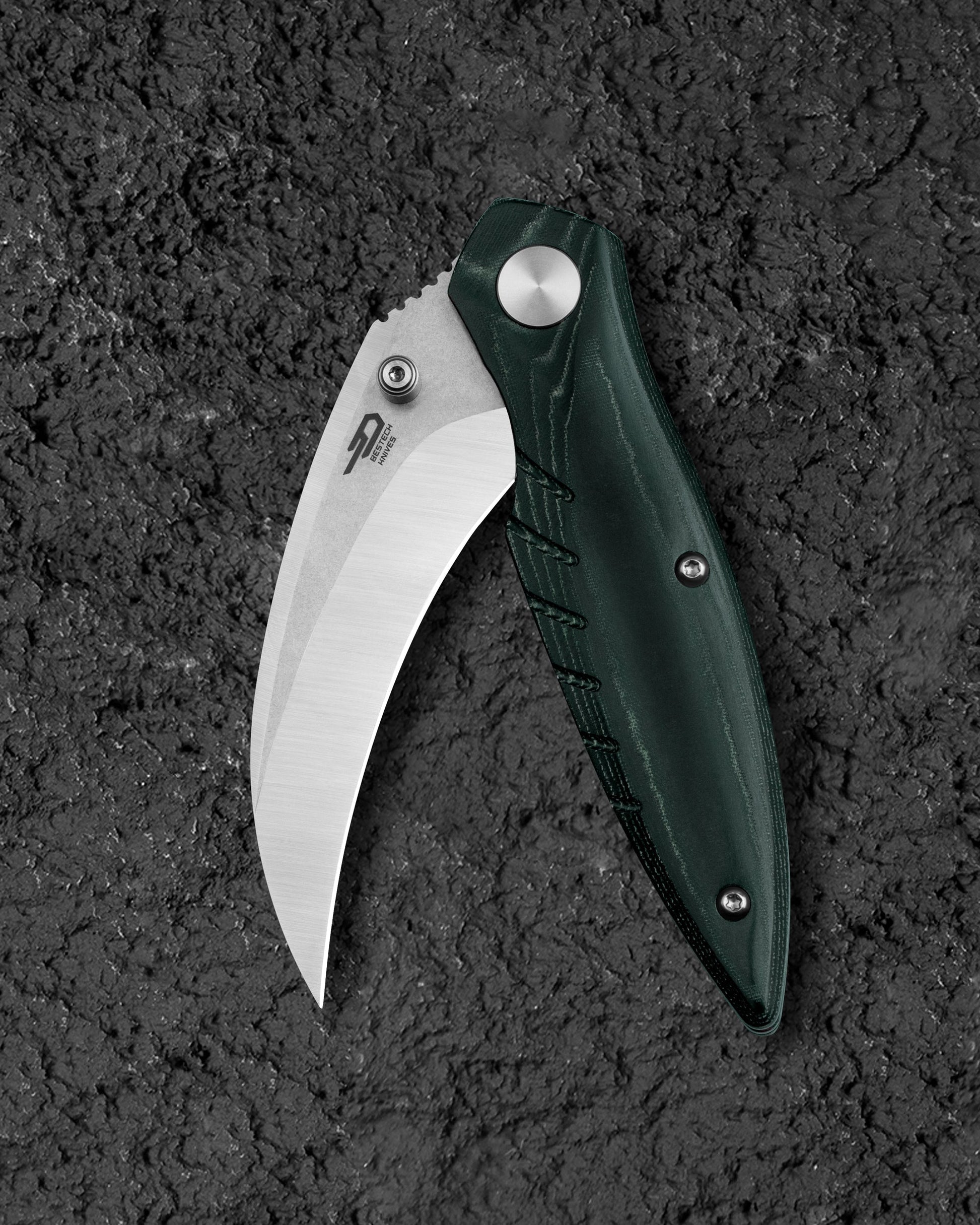 Bestech Mantidae BG60E open position – 6.94" overall length, liner lock engaged