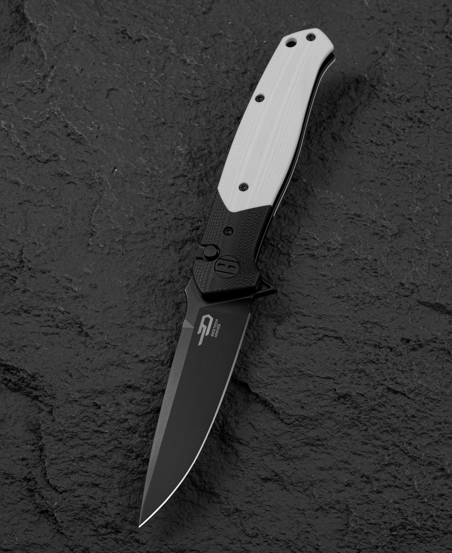 Bestech Swordfish BG62A front view – 3.94″ 14C28N Black PVD, Black and White G10